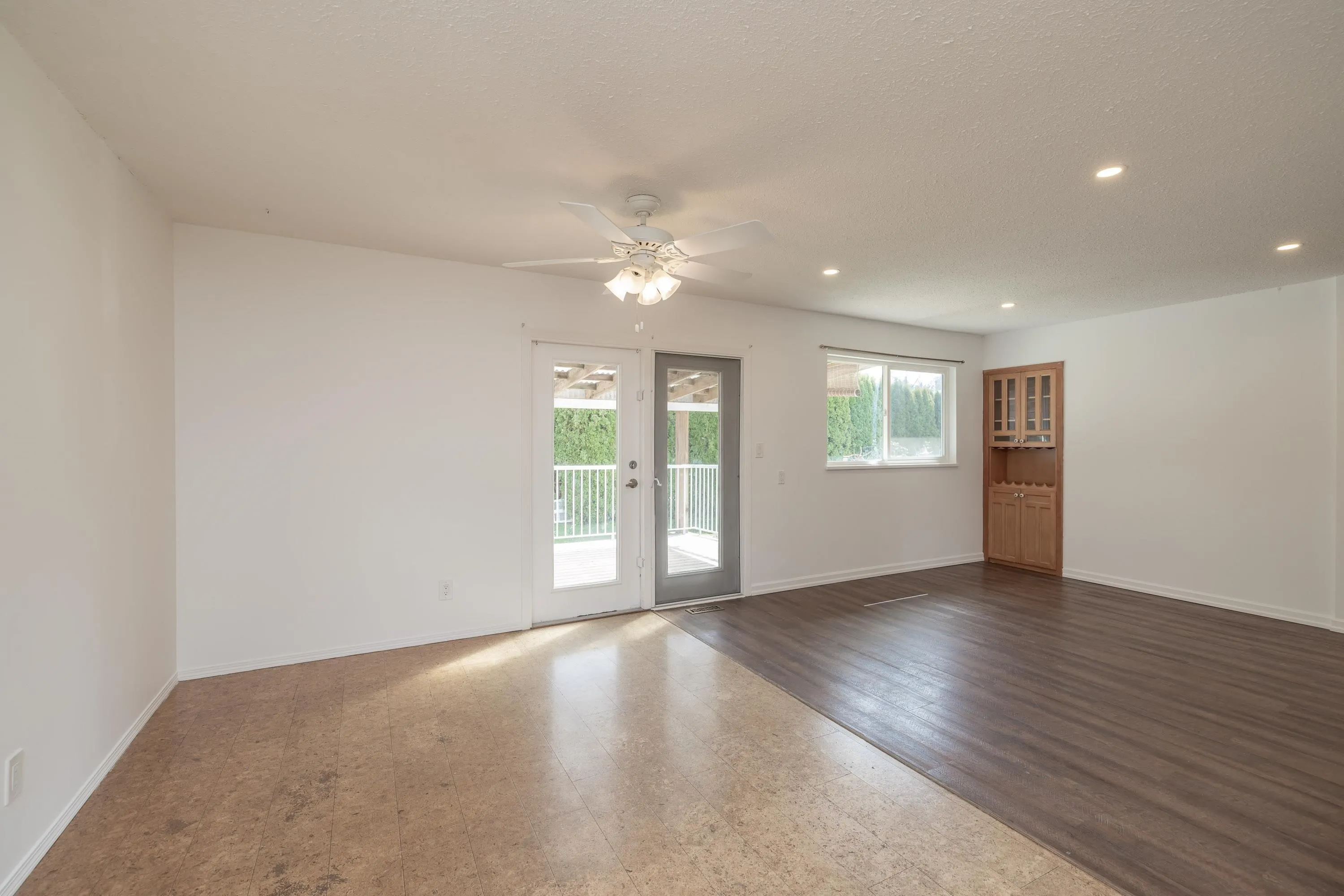 4458 Benz Crescent