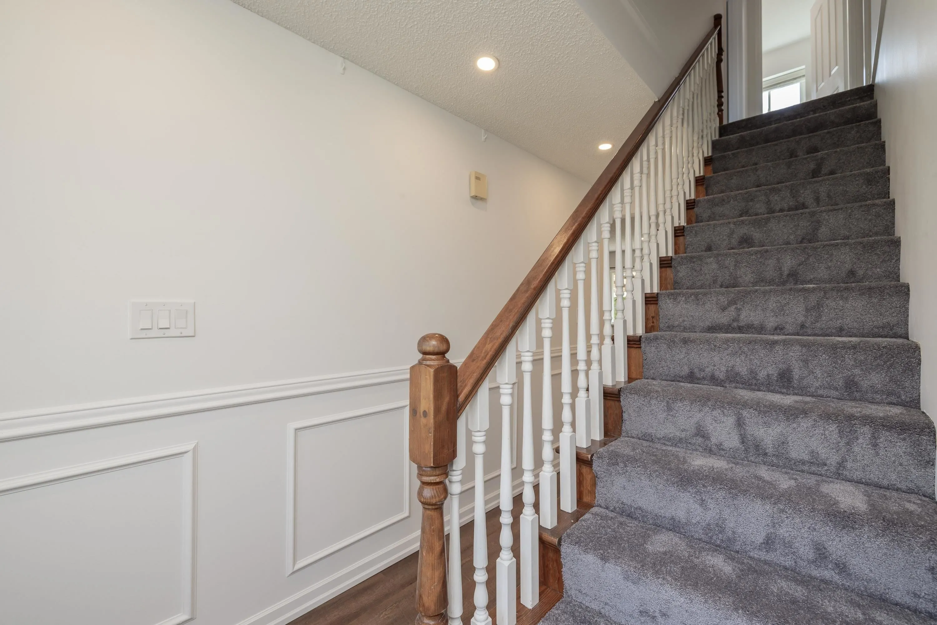 4458 Benz Crescent