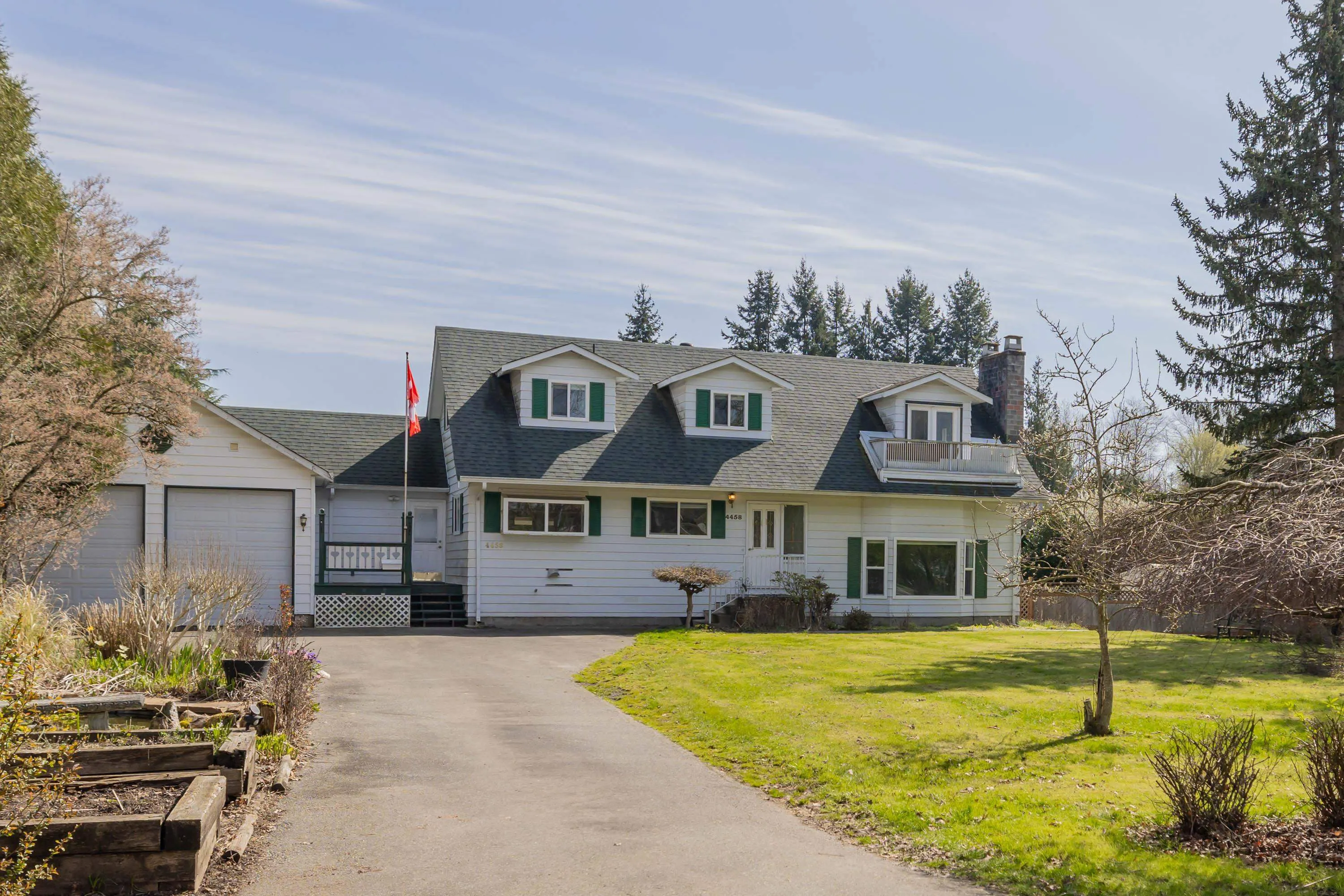 4458 Benz Crescent