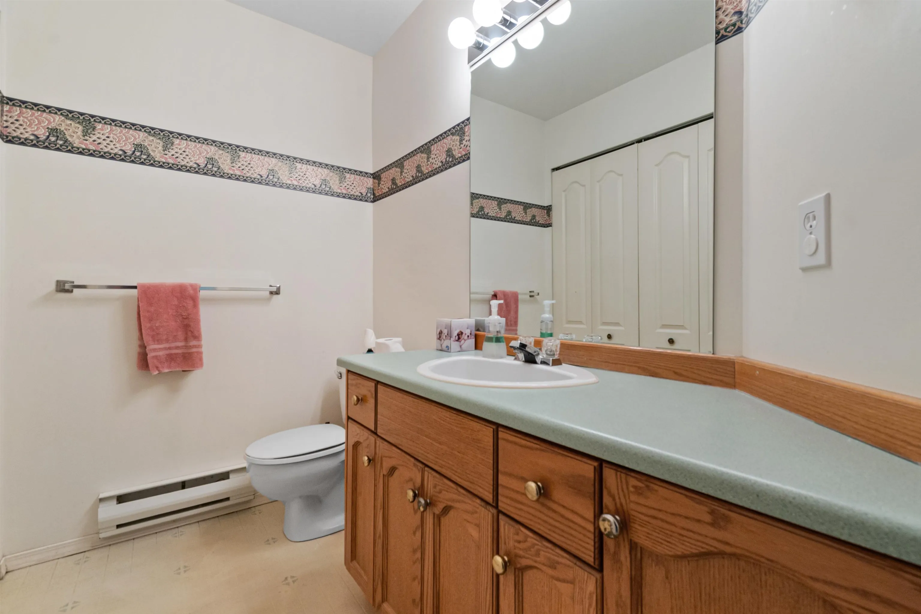 8 46349 Cessna Drive