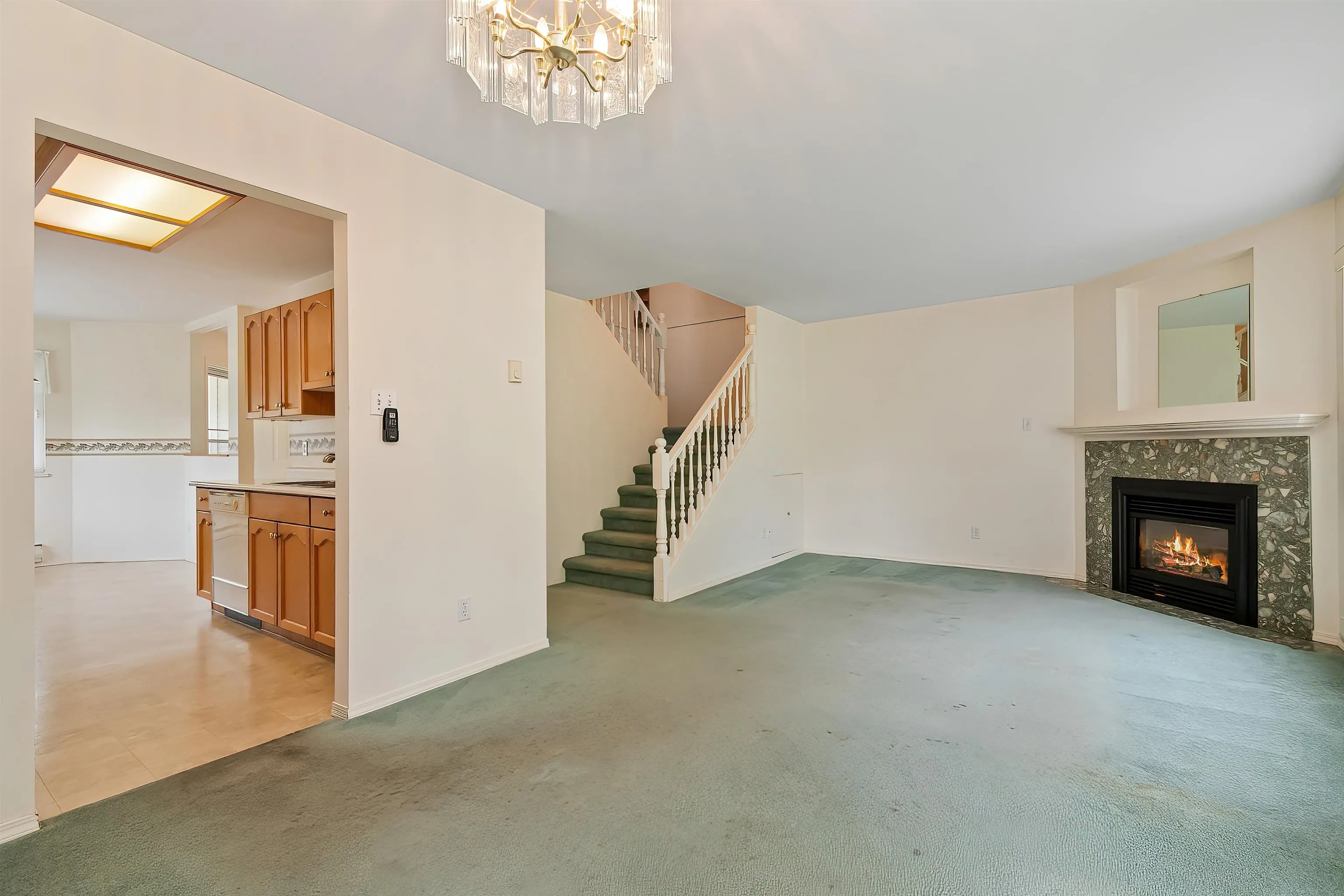 8 46349 Cessna Drive