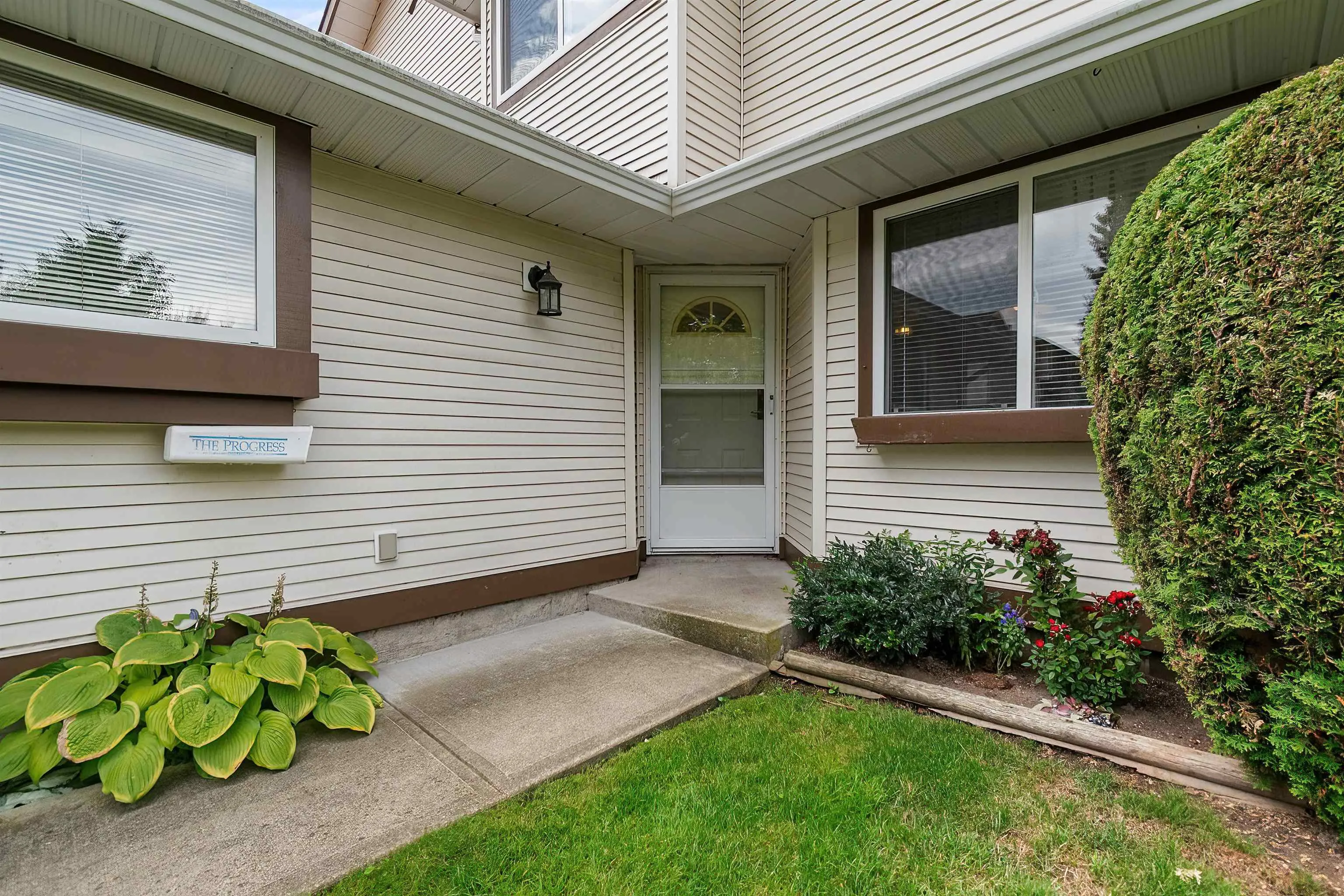 8 46349 Cessna Drive