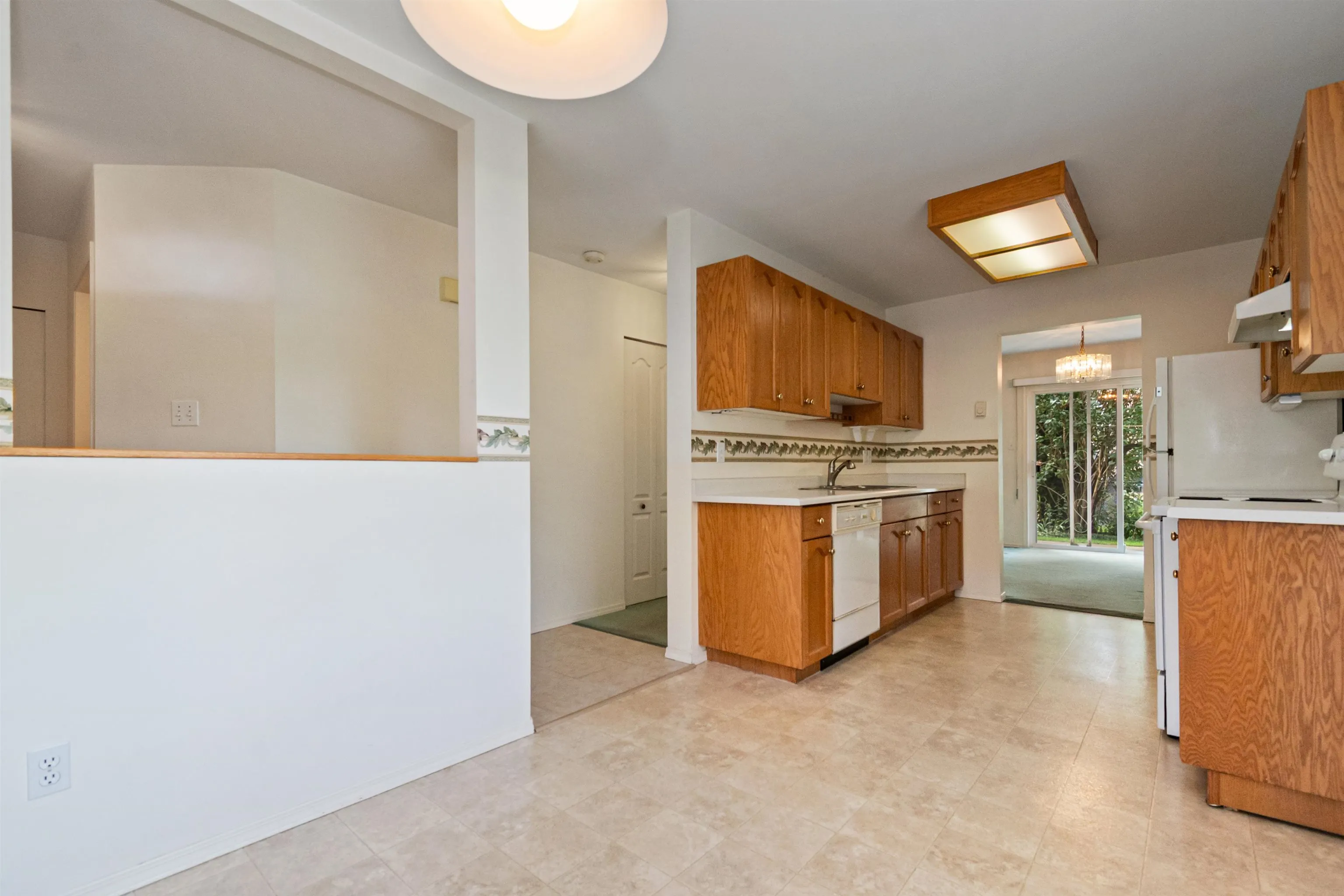 8 46349 Cessna Drive
