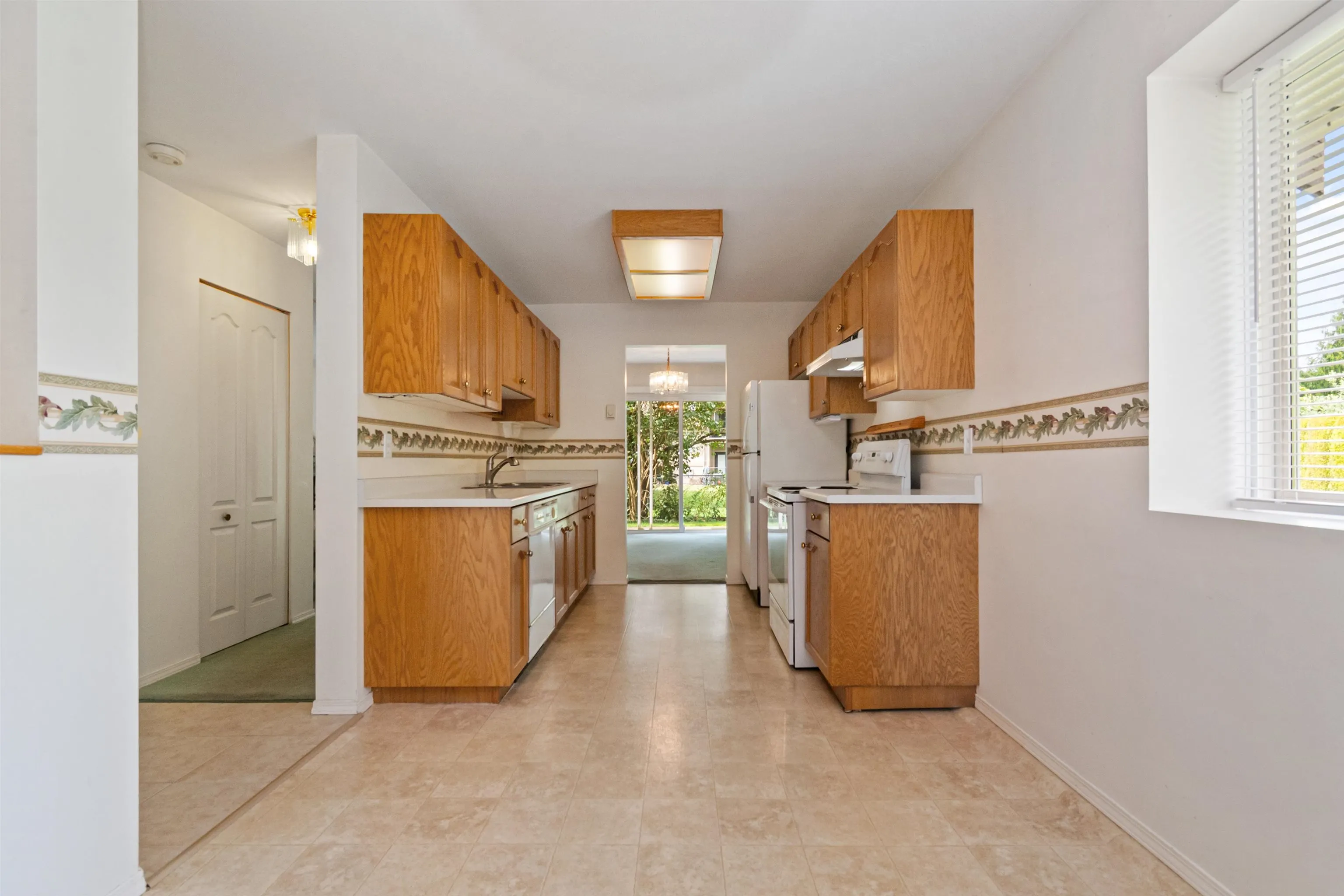 8 46349 Cessna Drive