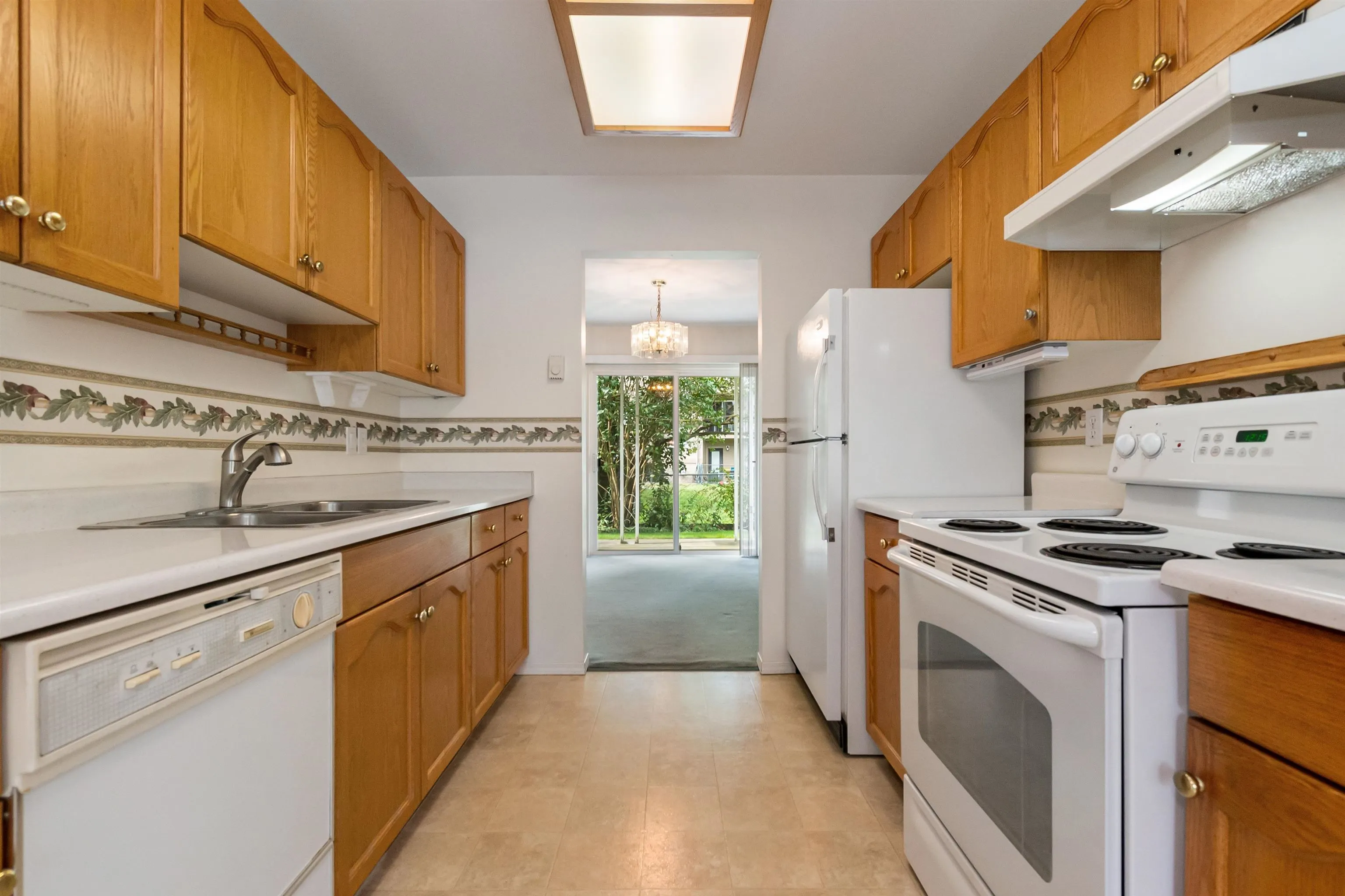 8 46349 Cessna Drive