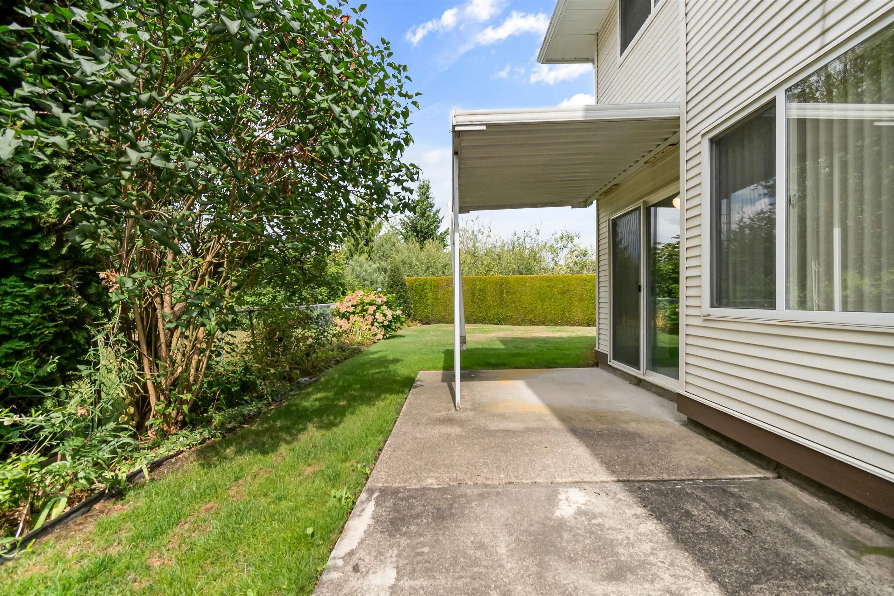 8 46349 Cessna Drive
