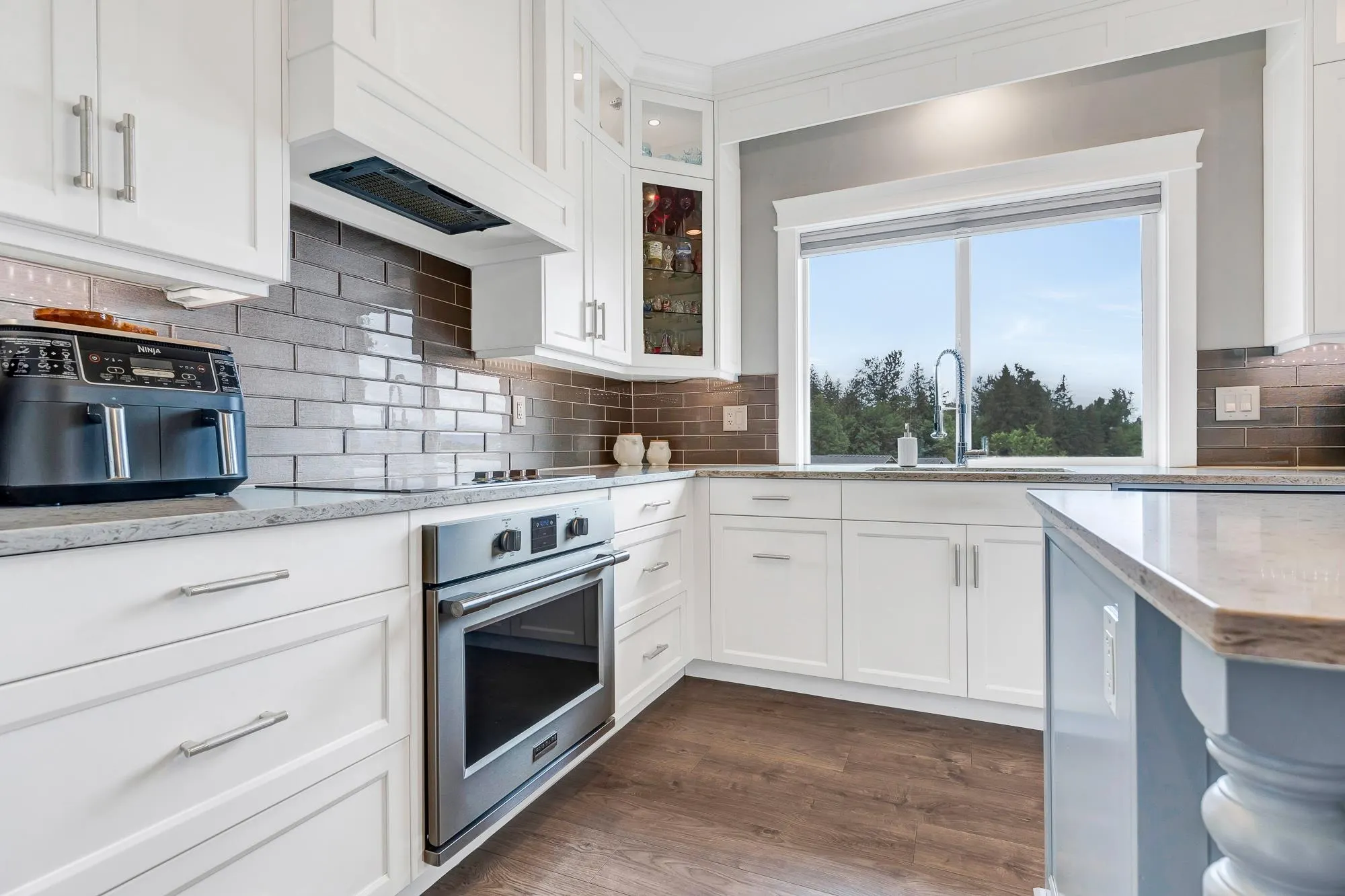 10 7854 Brookwood Place
