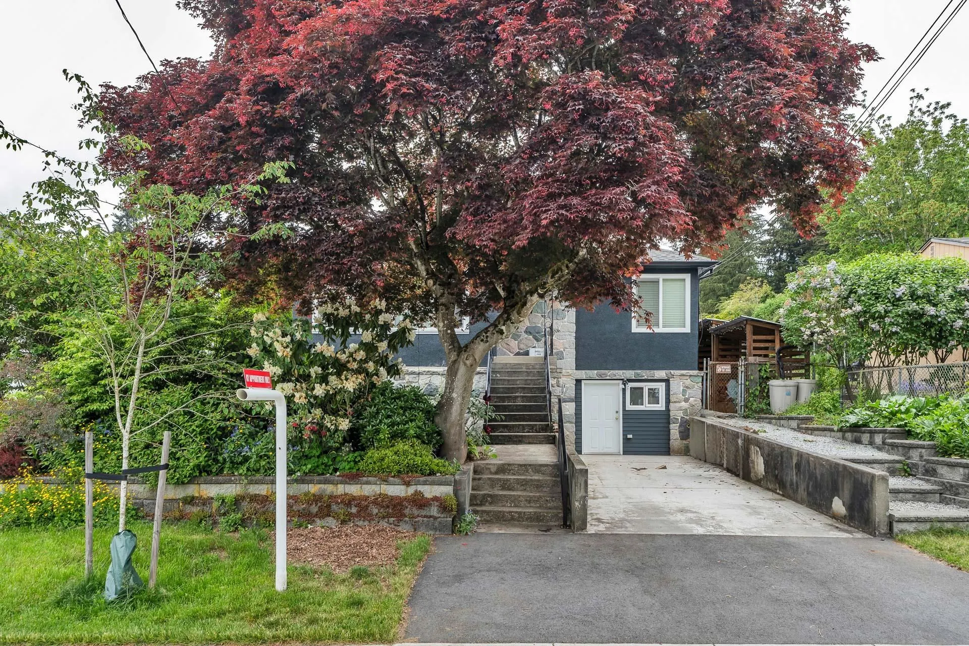 1305 Thomas Avenue