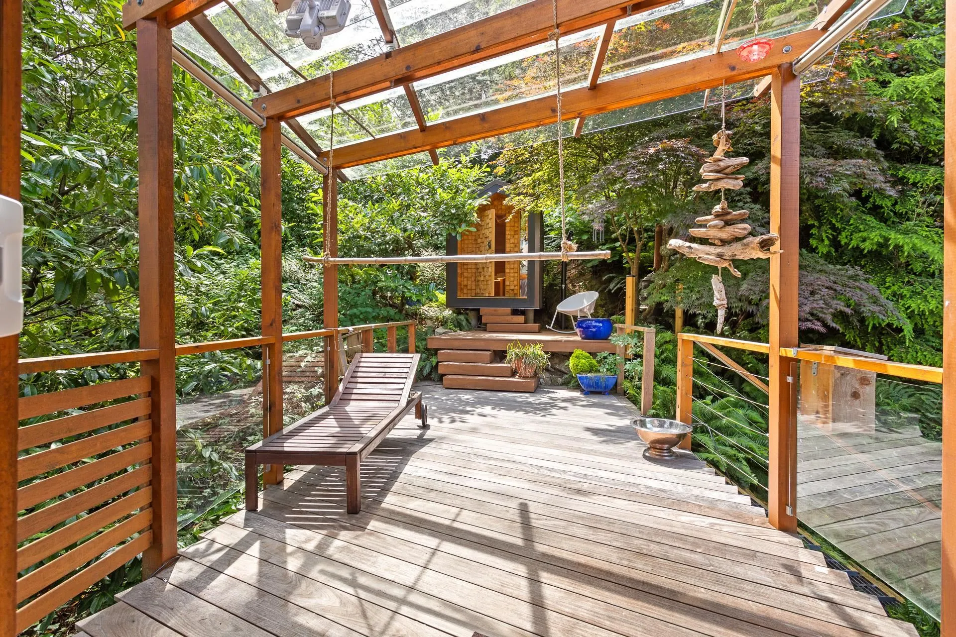 4527 Strathcona Road