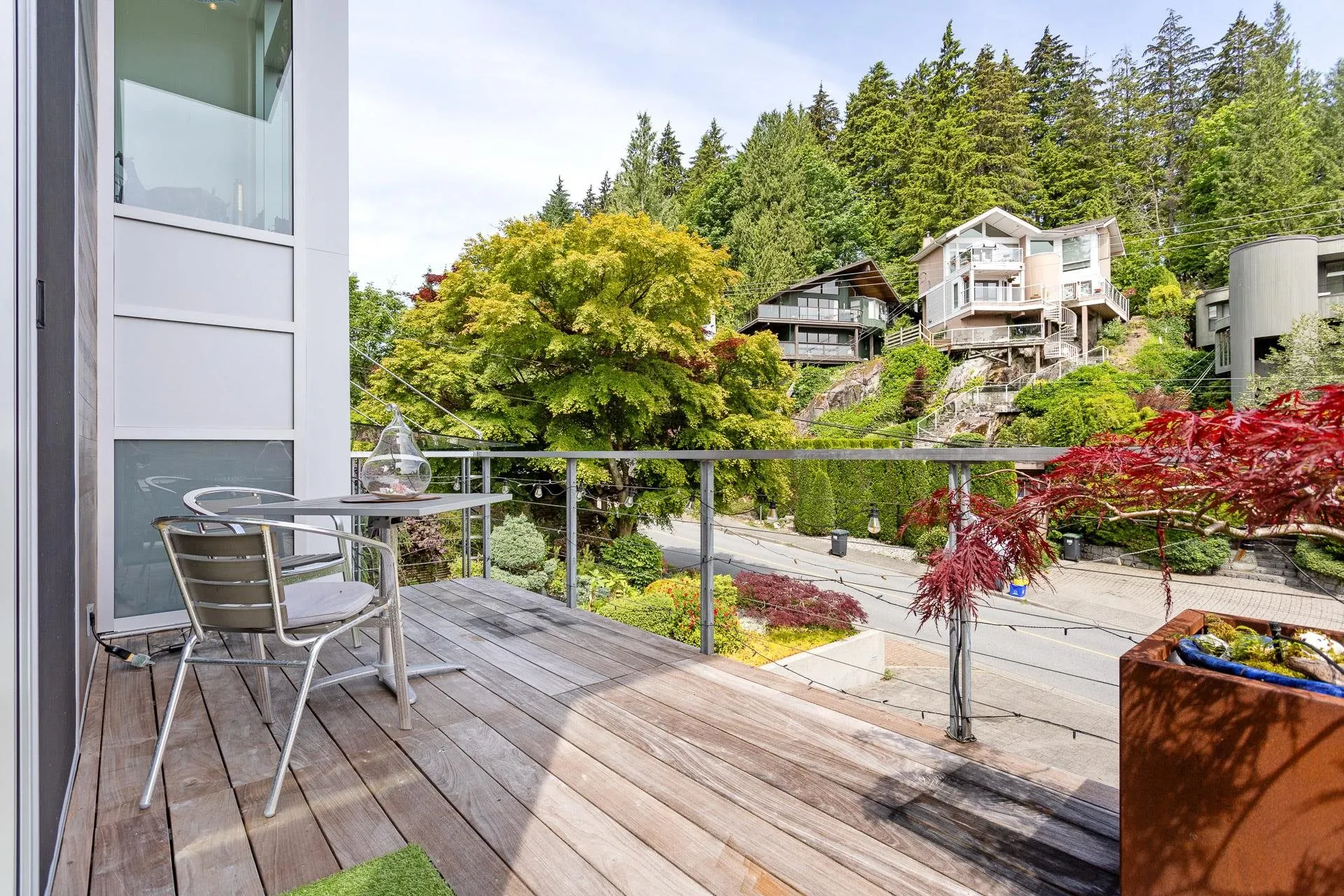 4527 Strathcona Road