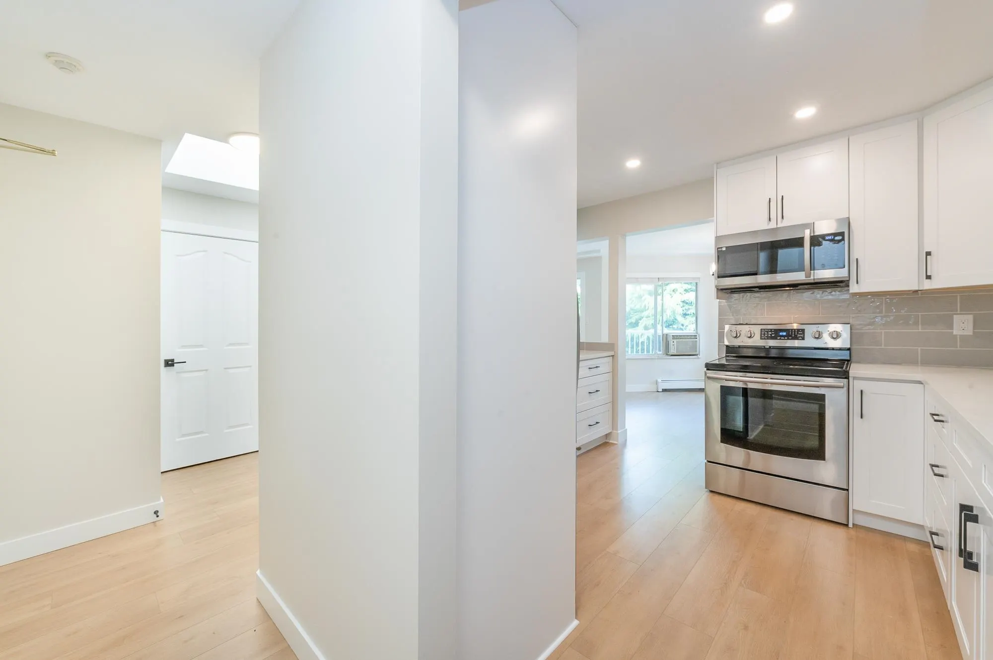 304 33401 Mayfair Avenue