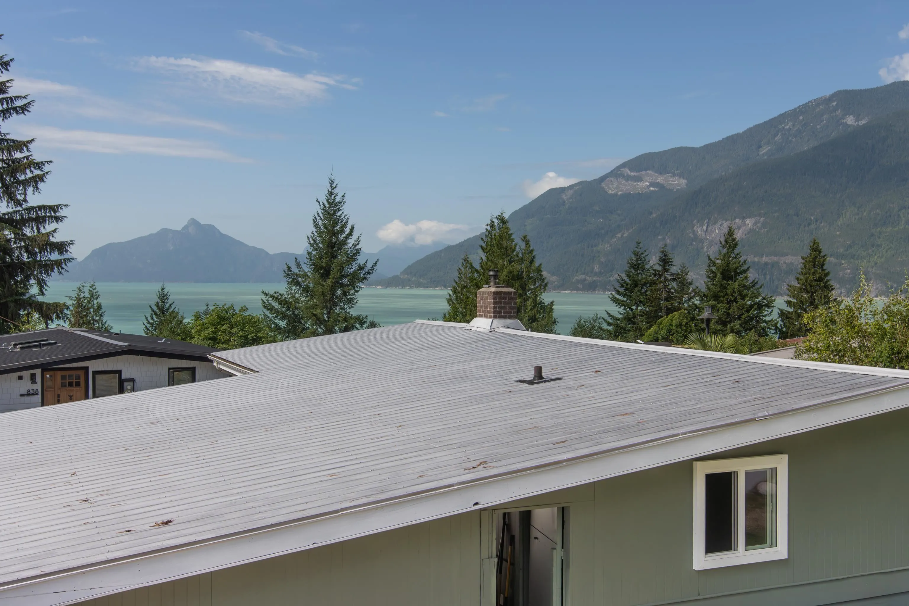 841 Upper Crescent