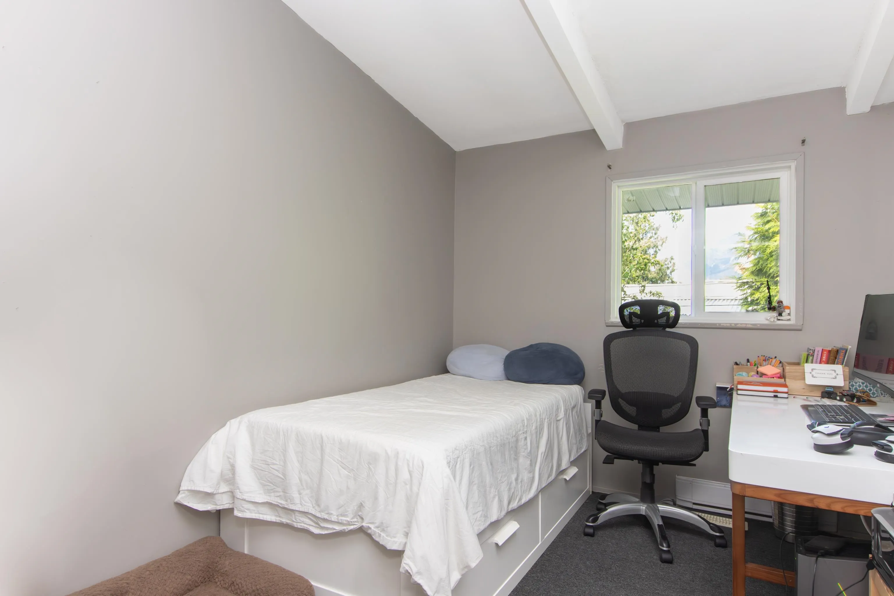 841 Upper Crescent