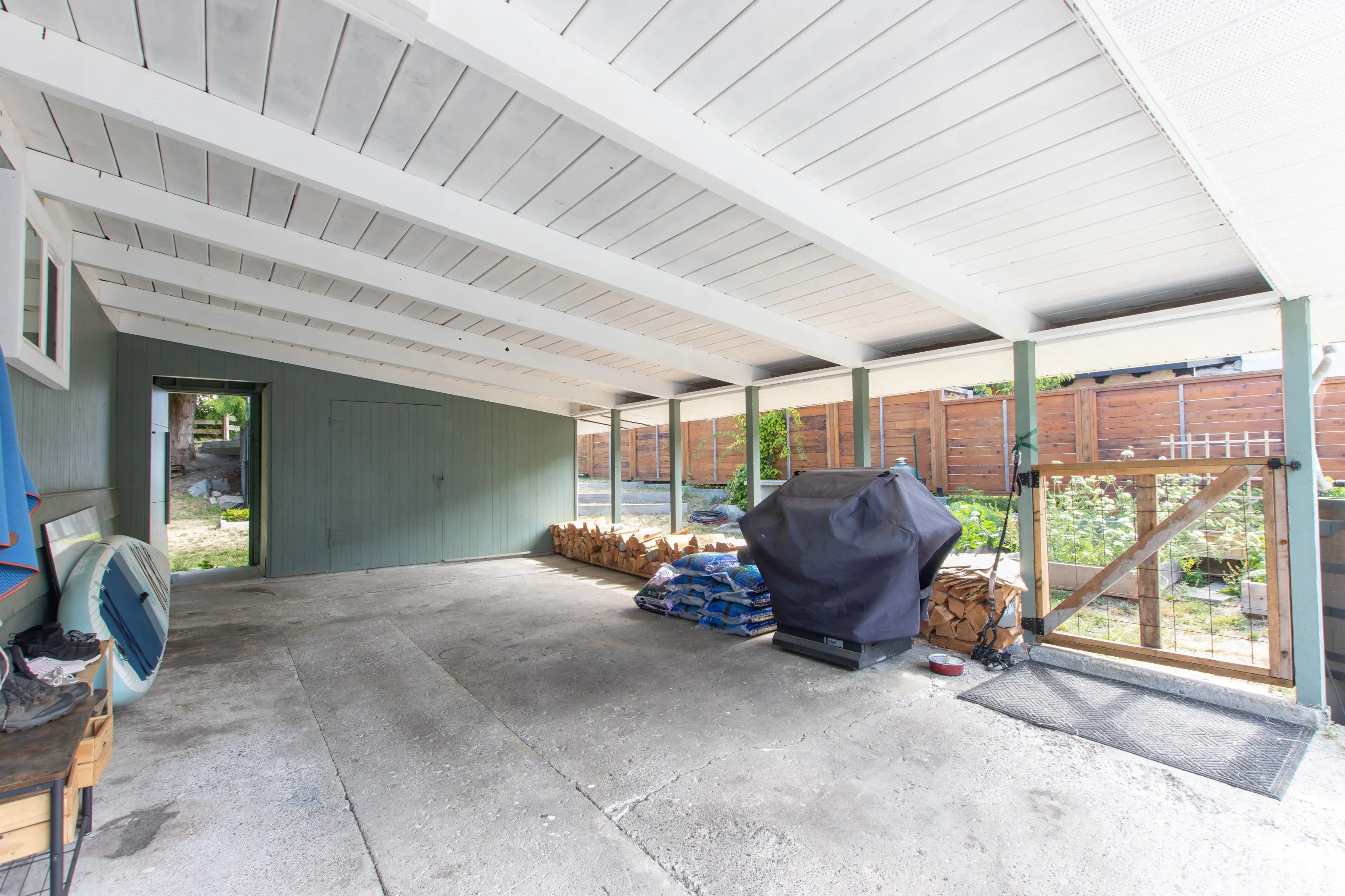 841 Upper Crescent