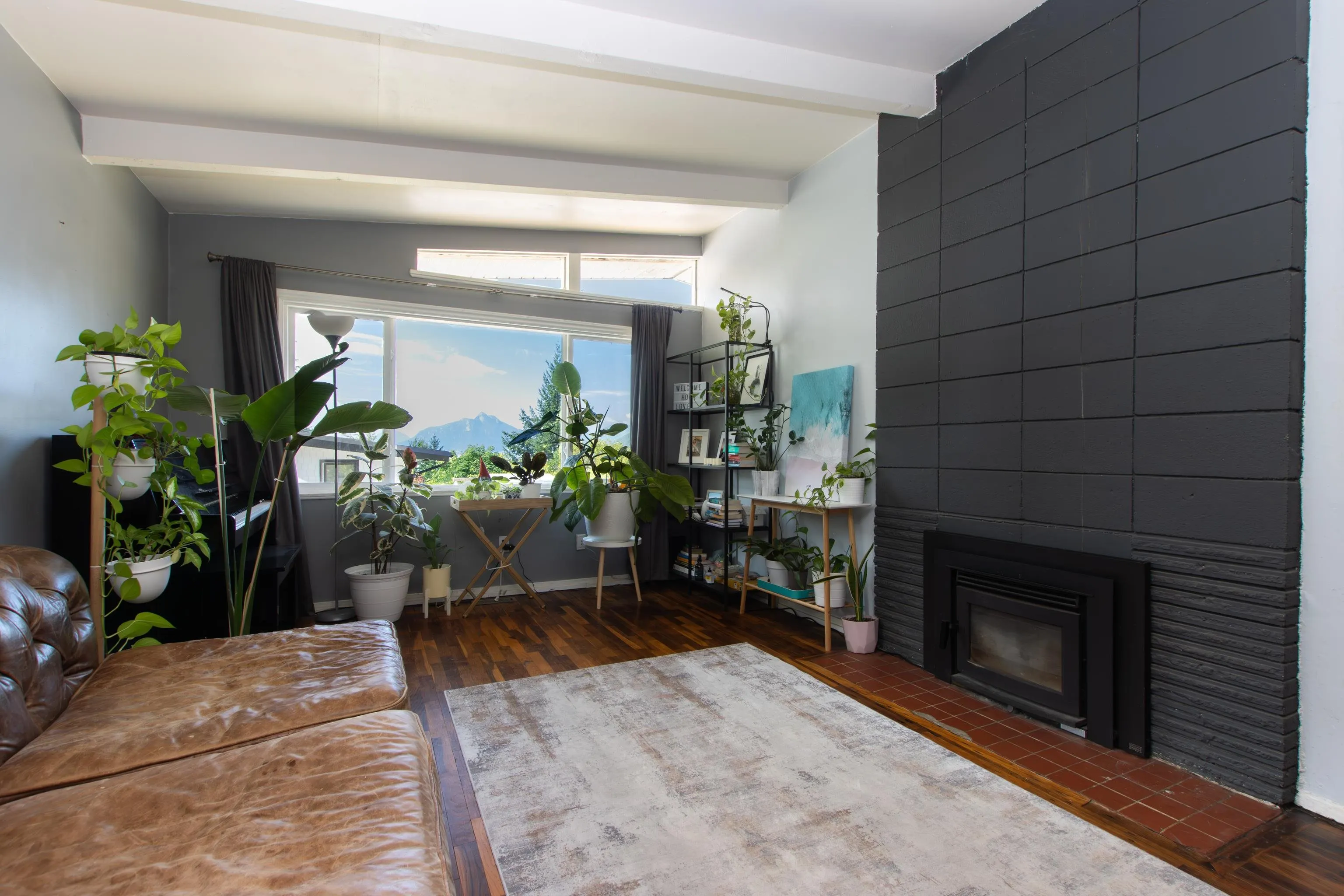 841 Upper Crescent
