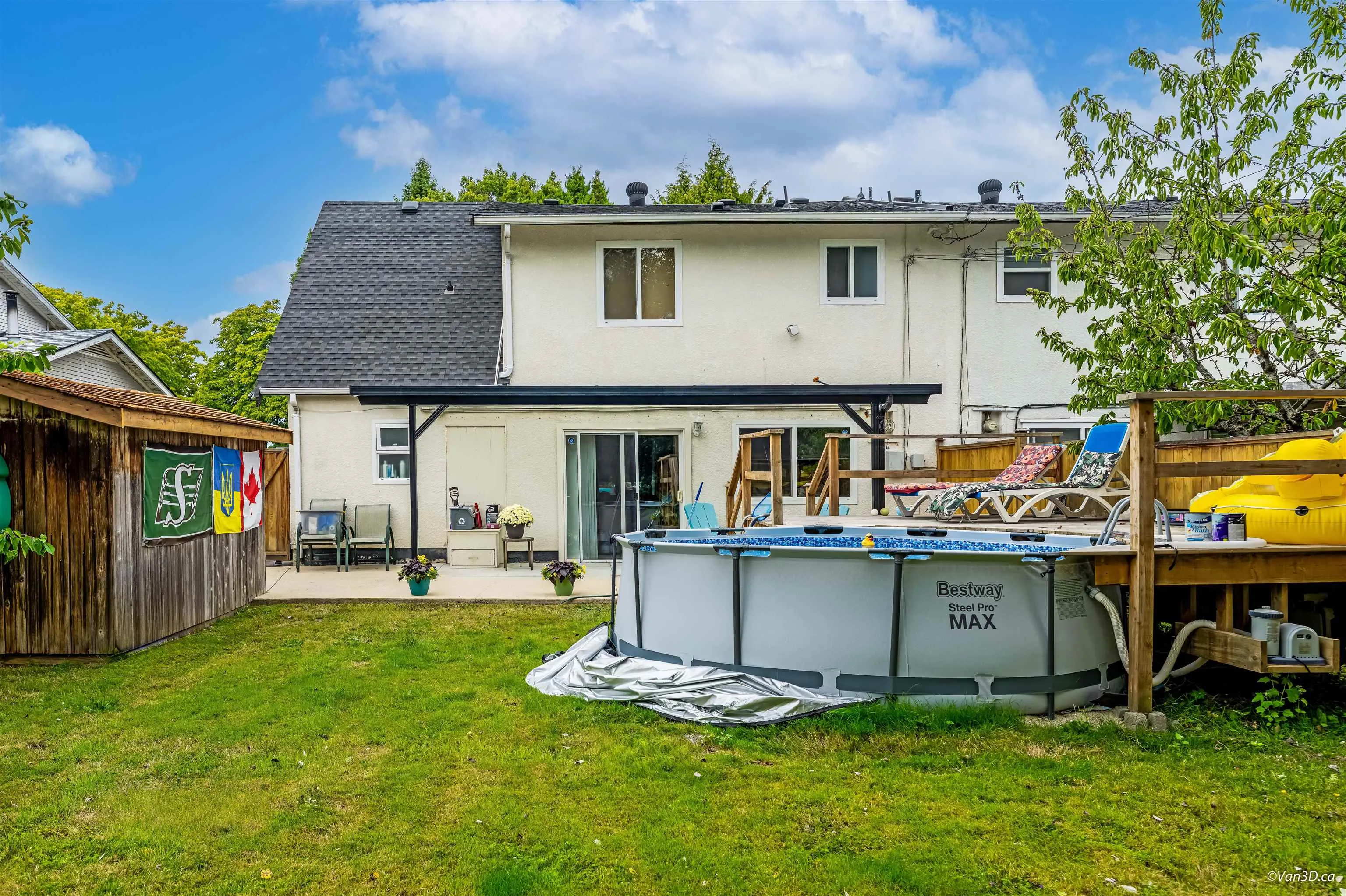 3880 Blundell Road