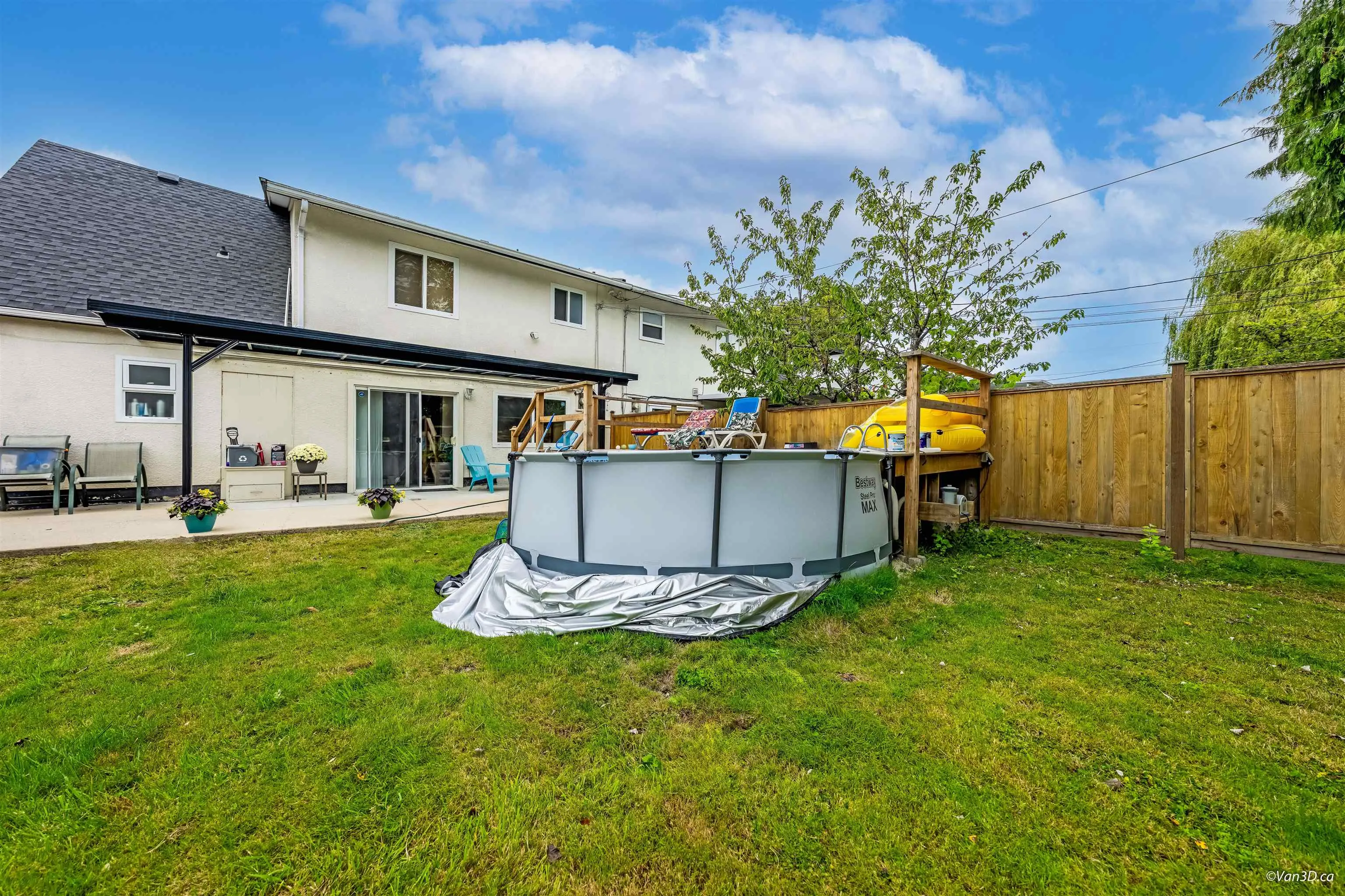 3880 Blundell Road