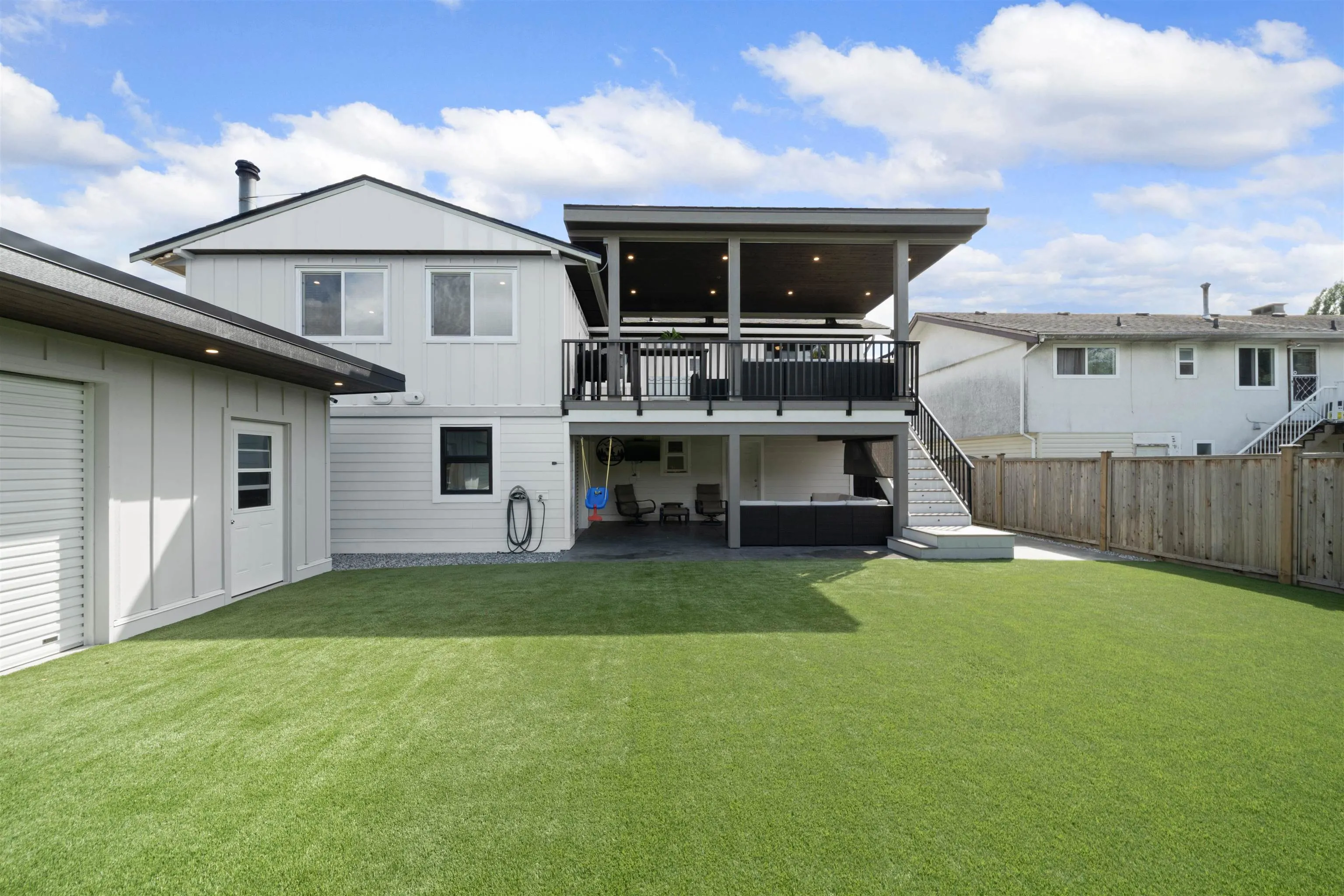 5521 Maple Crescent