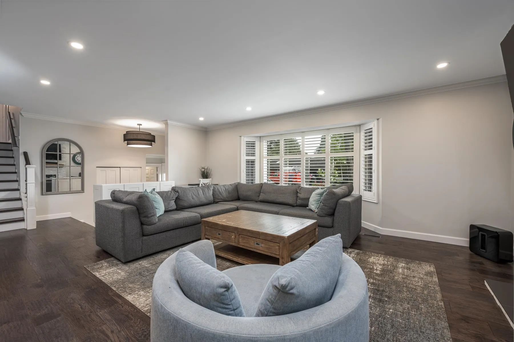 5047 Erin Way