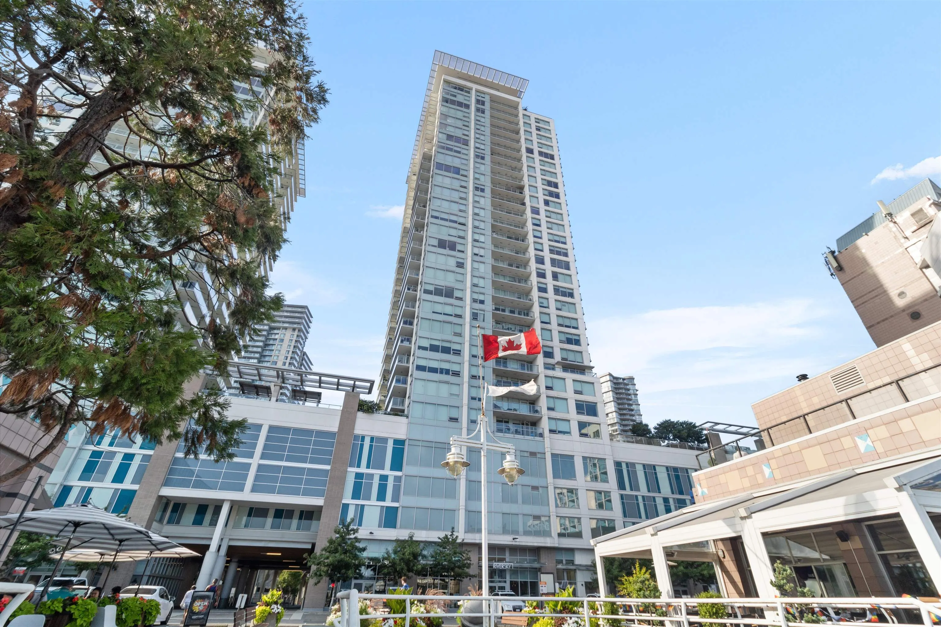2711 908 Quayside Drive