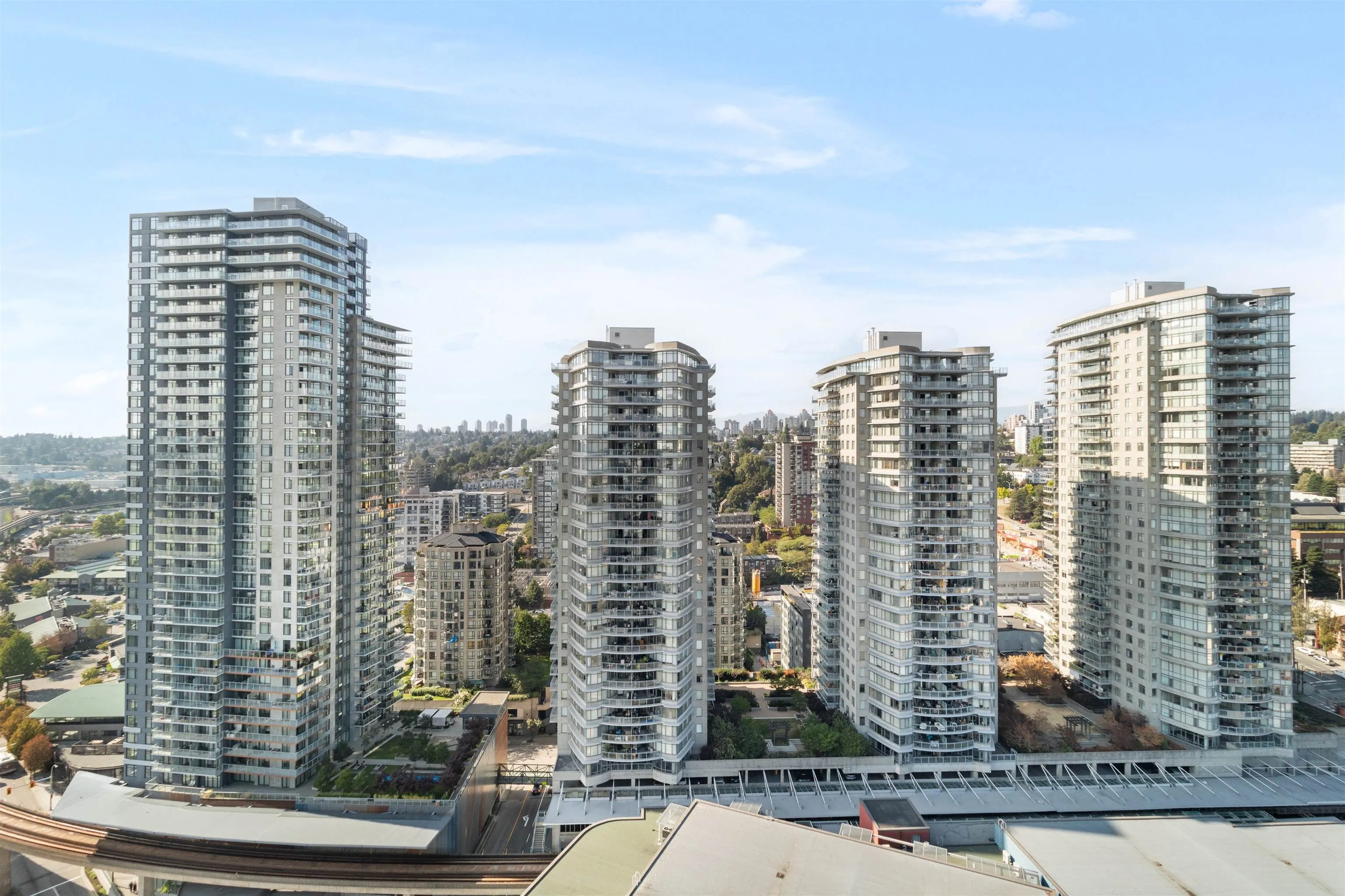 2711 908 Quayside Drive