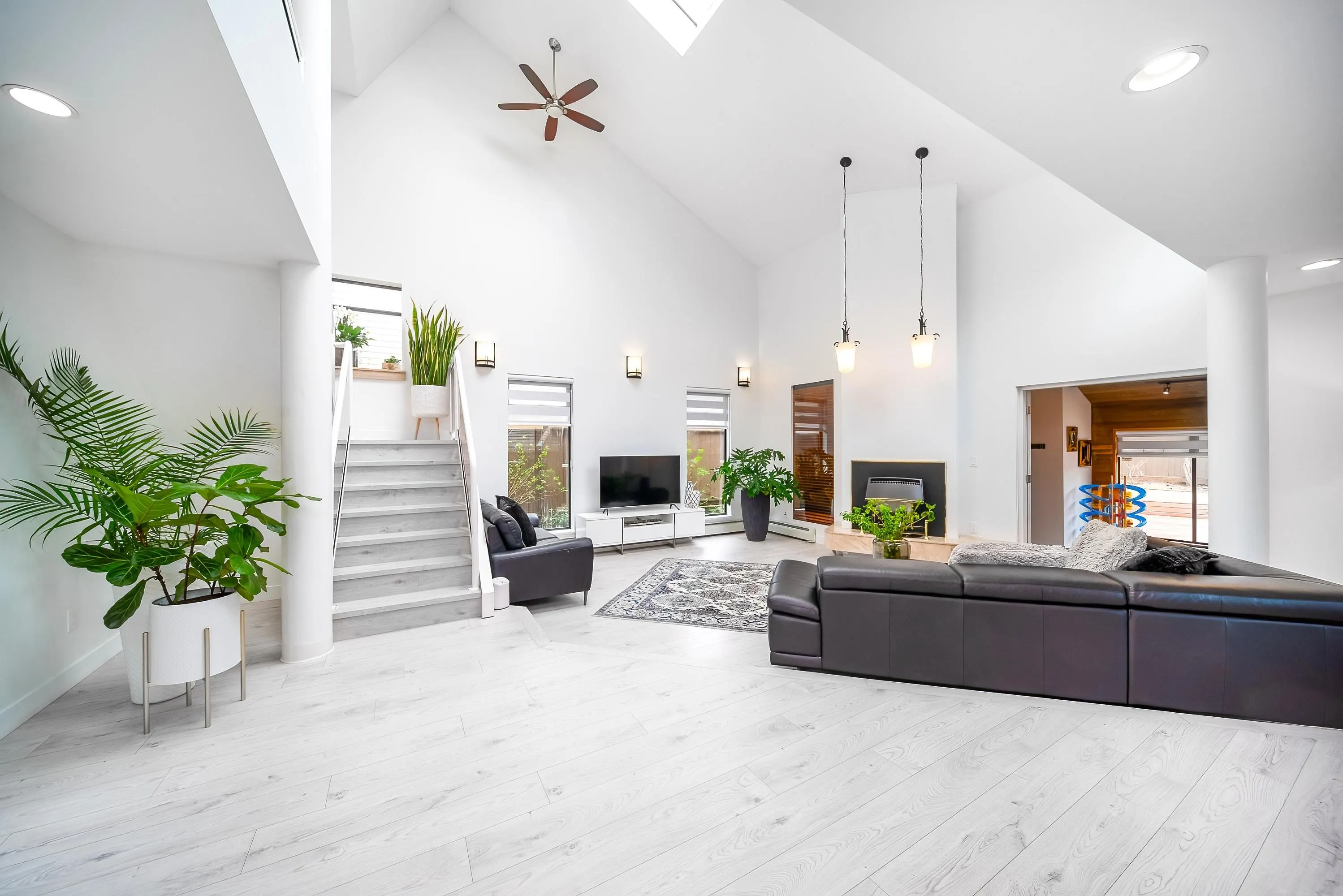 1280 Marsden Court