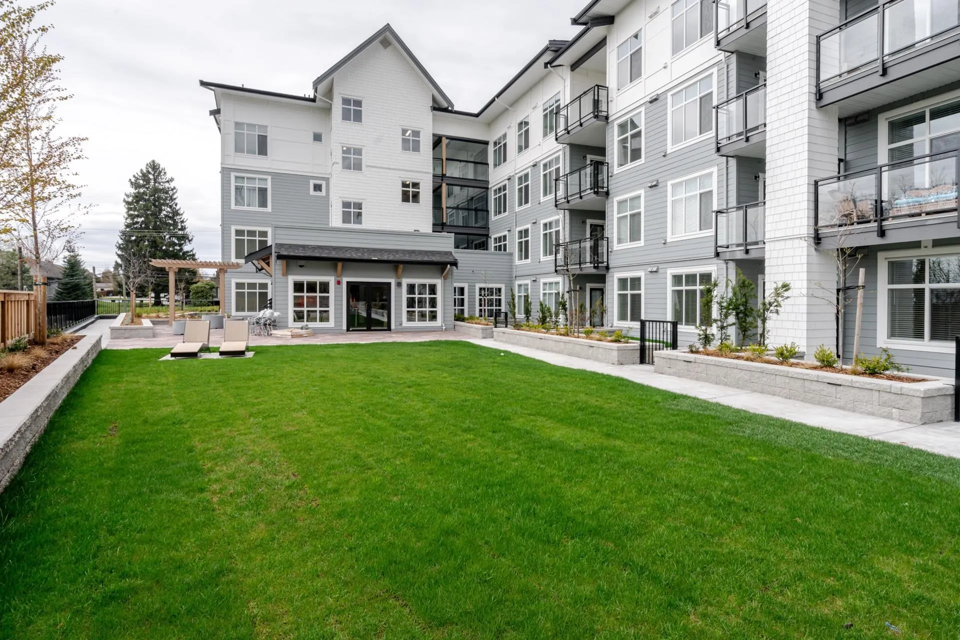 302 33920 Best Avenue