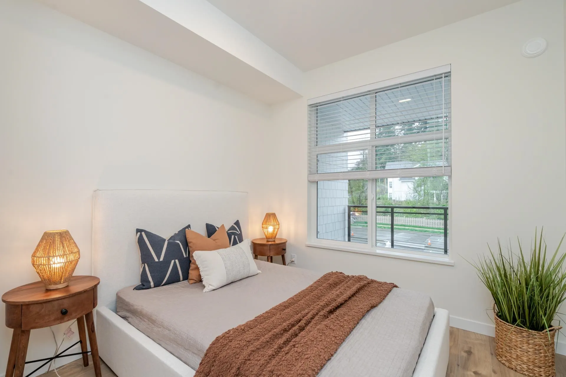 302 33920 Best Avenue