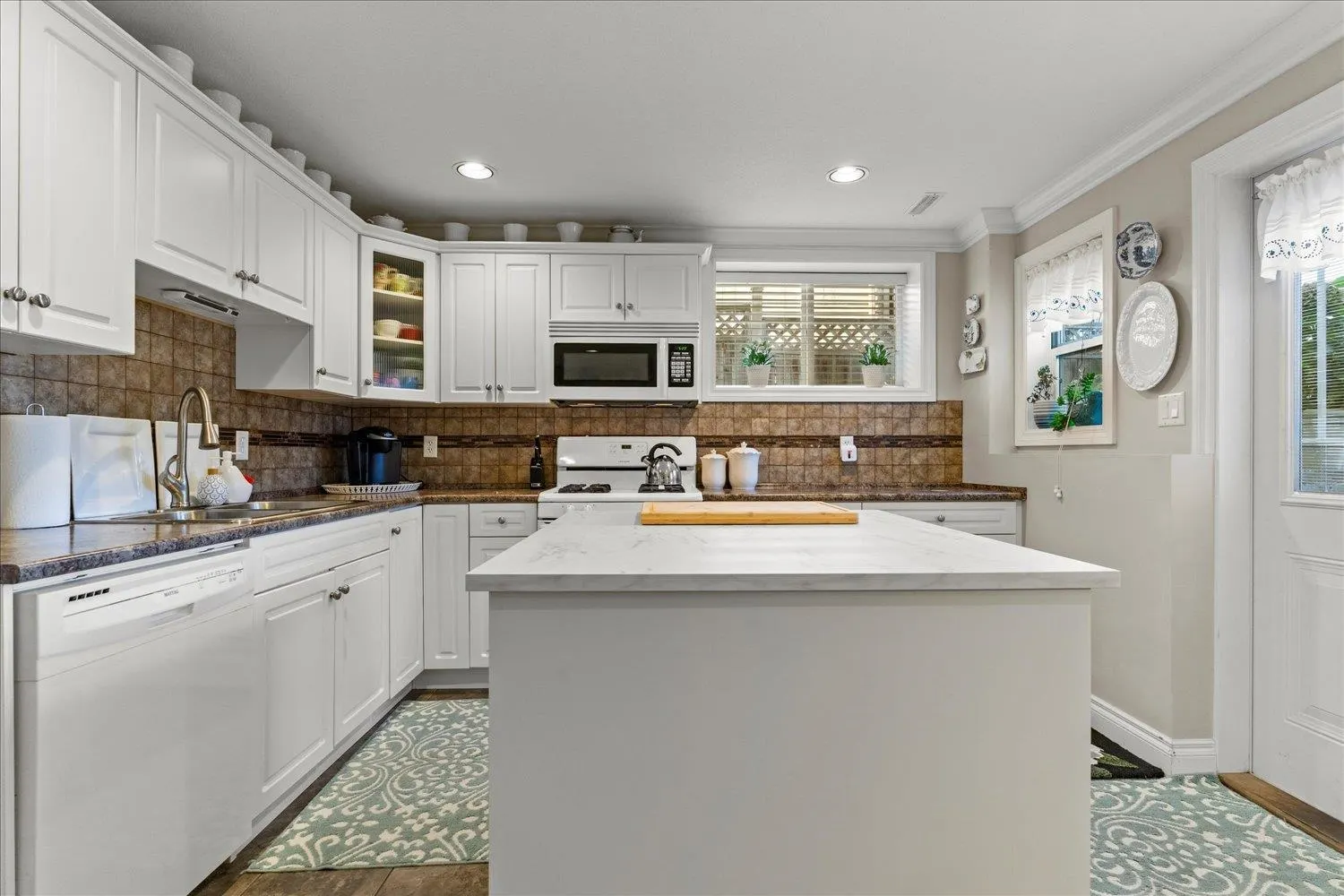 6550 Lavender Place