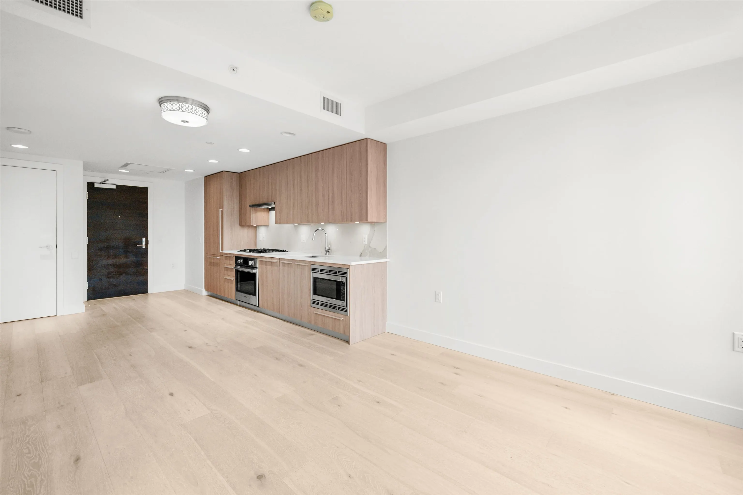 107 2738 Library Lane