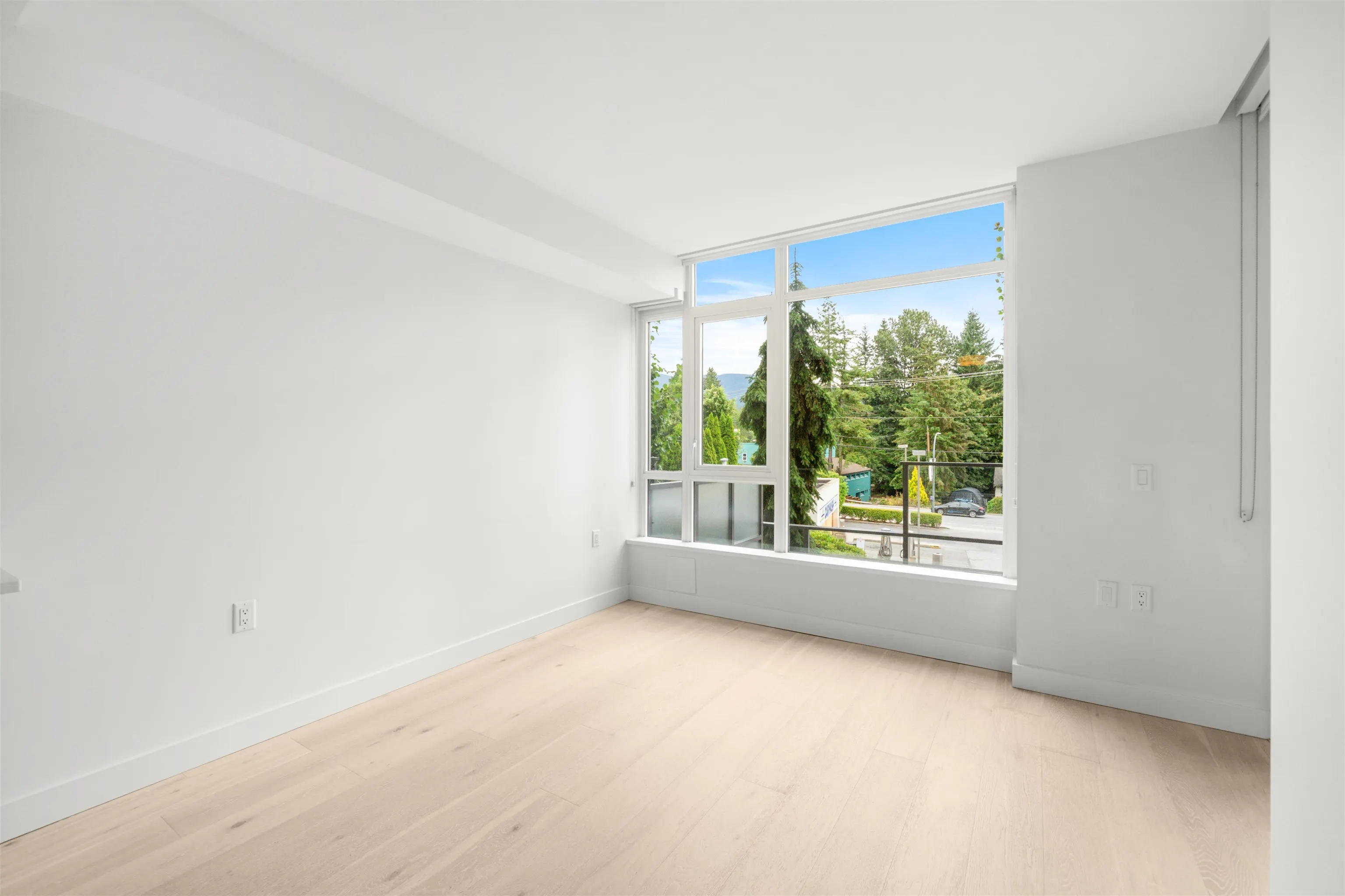 107 2738 Library Lane