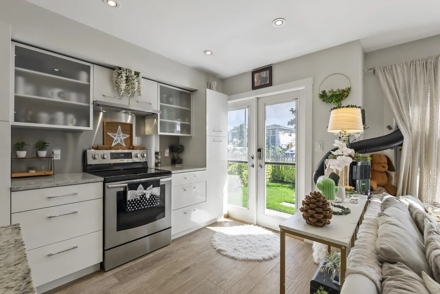 103 2211 No 4 Road