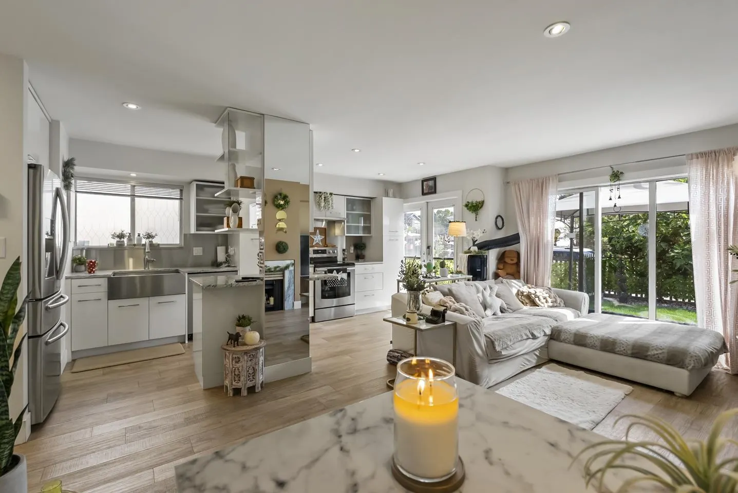 103 2211 No 4 Road