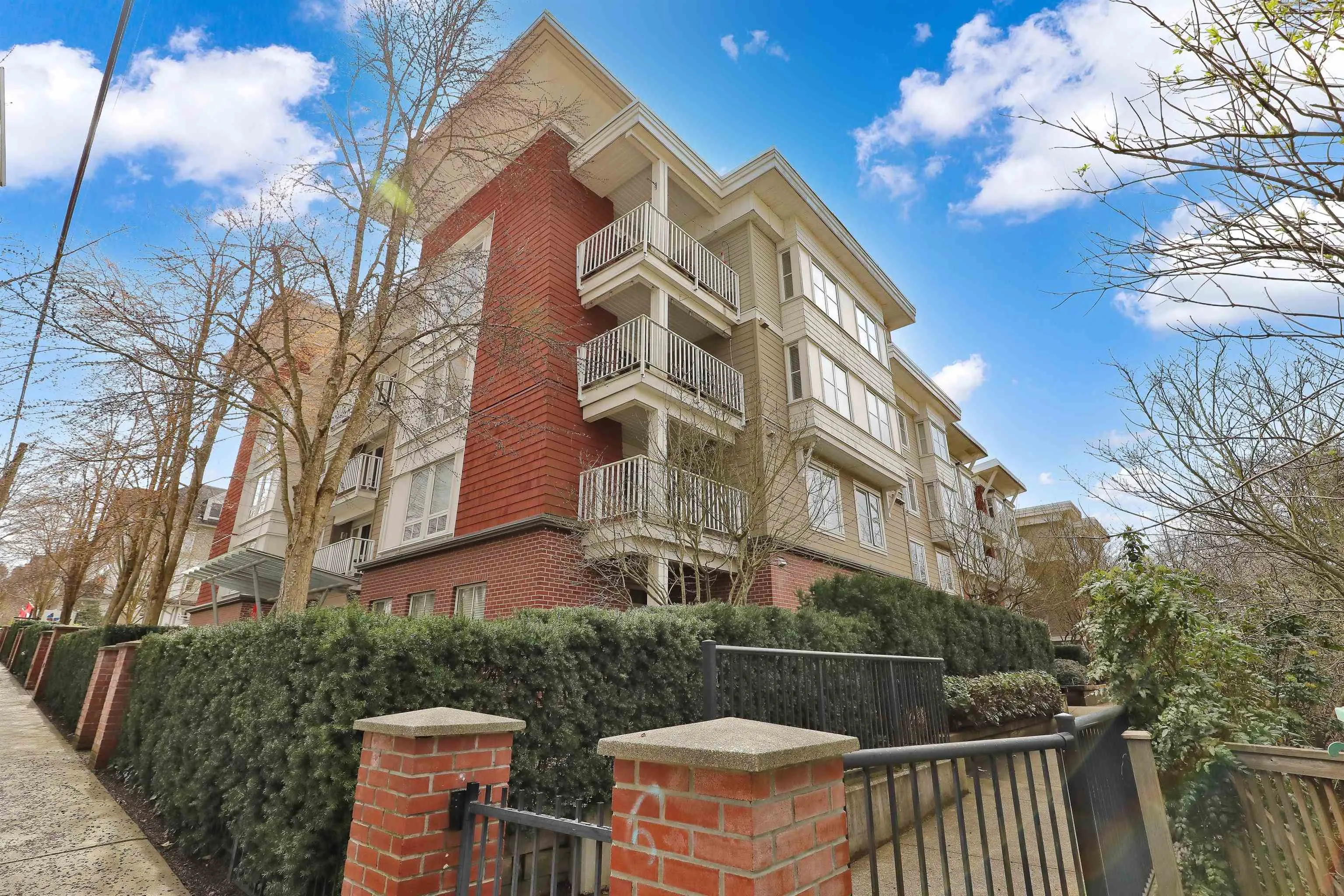 408 12283 224th Street
