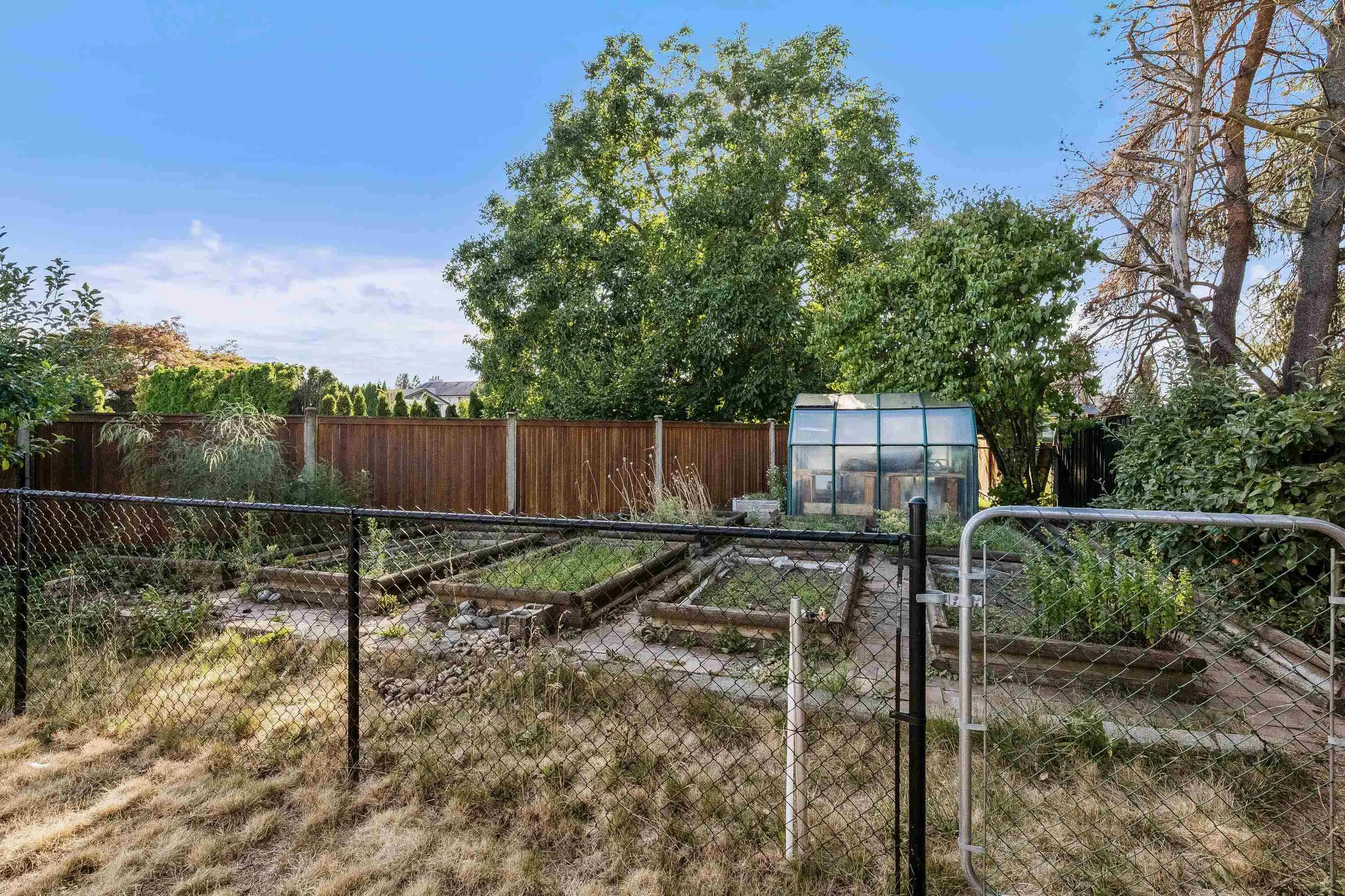 45983 Ivy Avenue