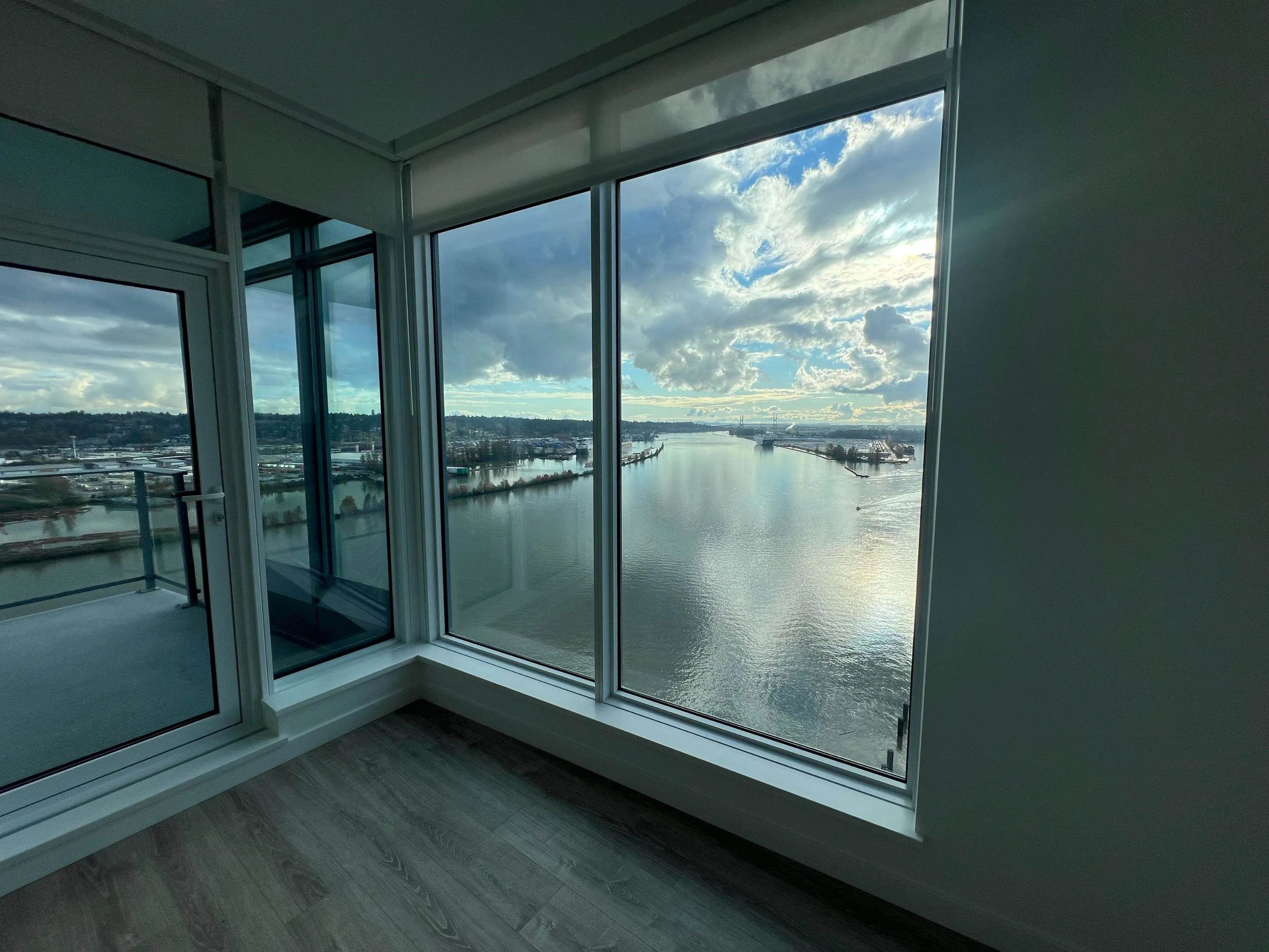 2108 680 Quayside Drive