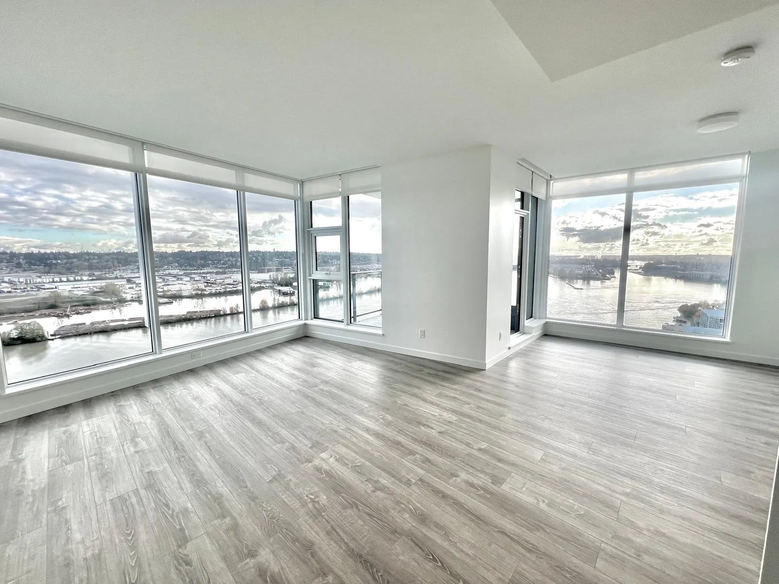 2108 680 Quayside Drive