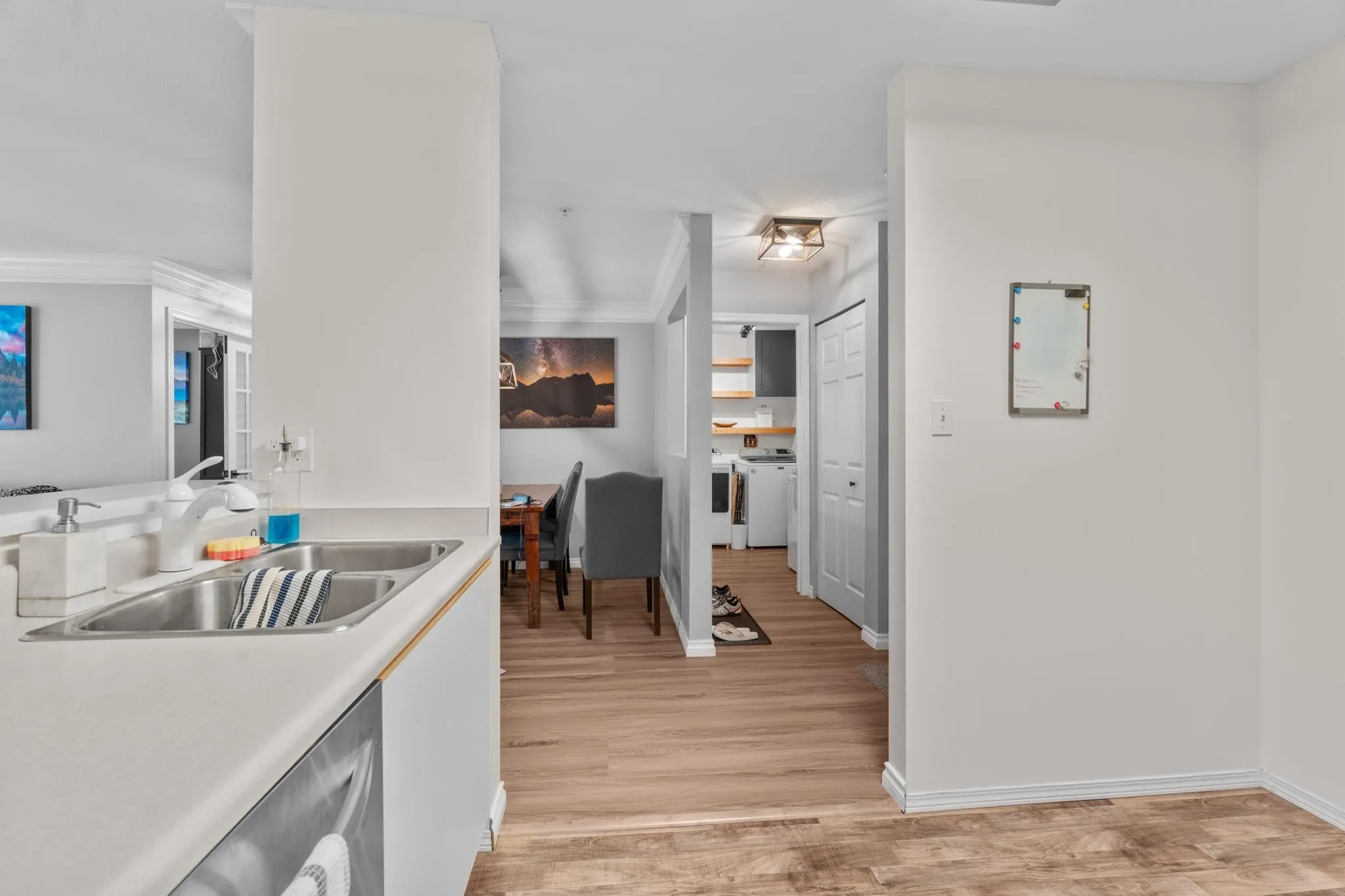 208 20881 56 Avenue