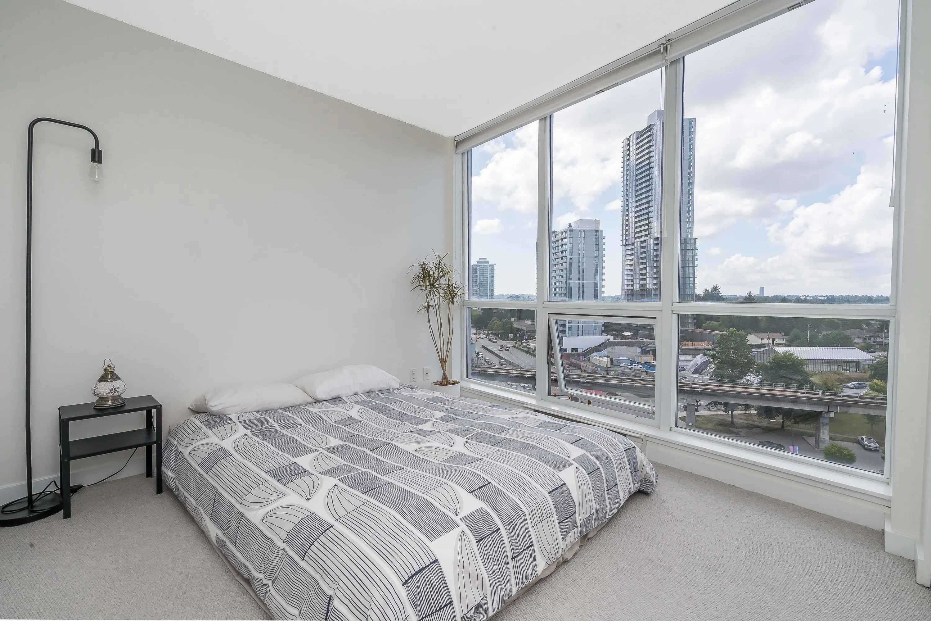 1102 13618 100 Avenue