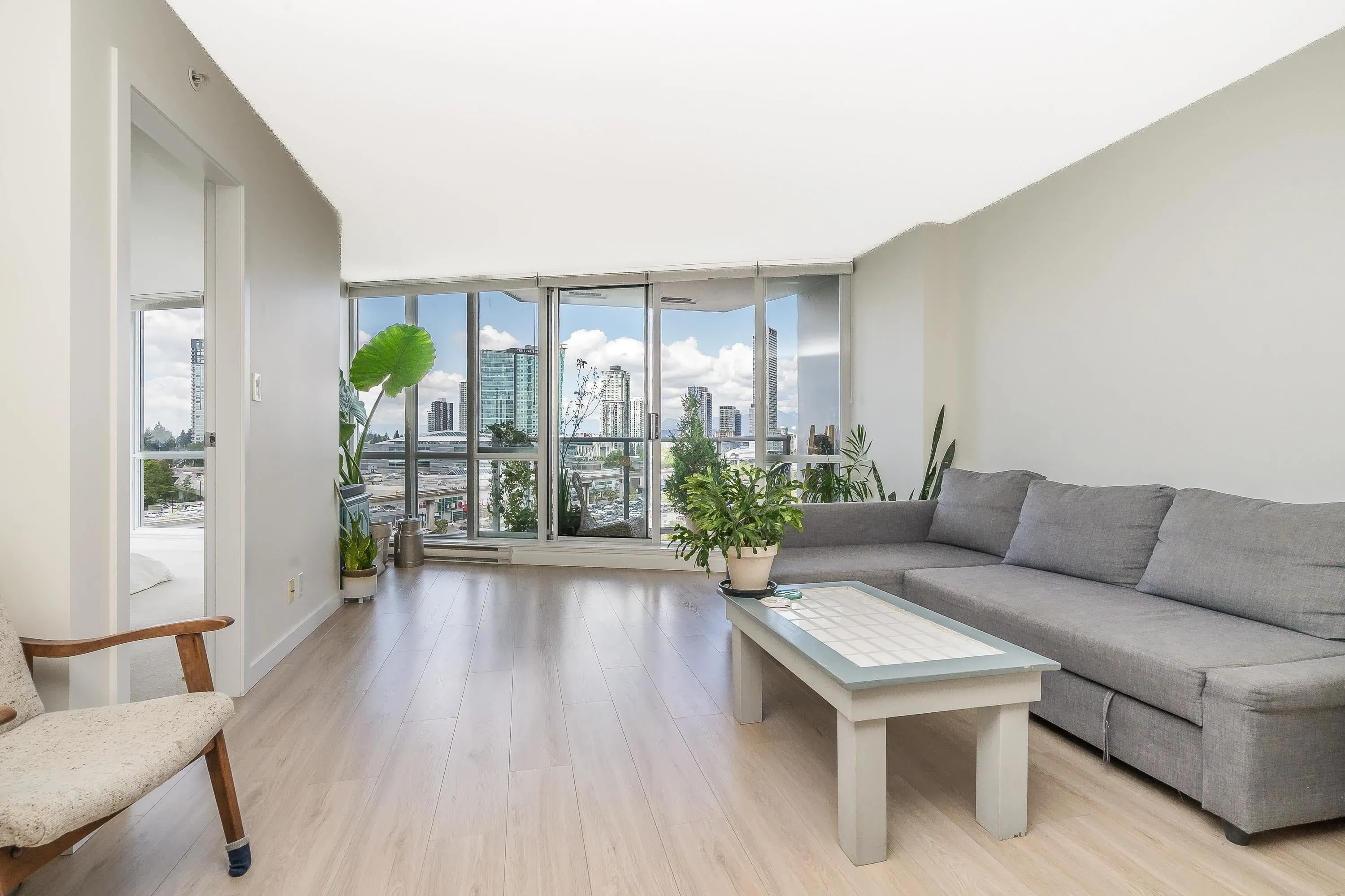 1102 13618 100 Avenue