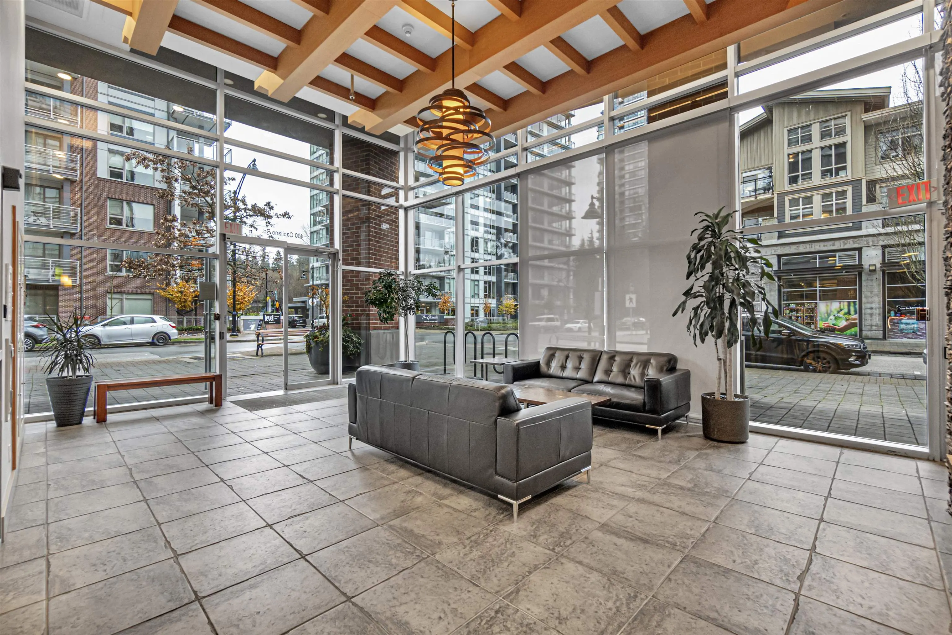 1602 400 Capilano Road