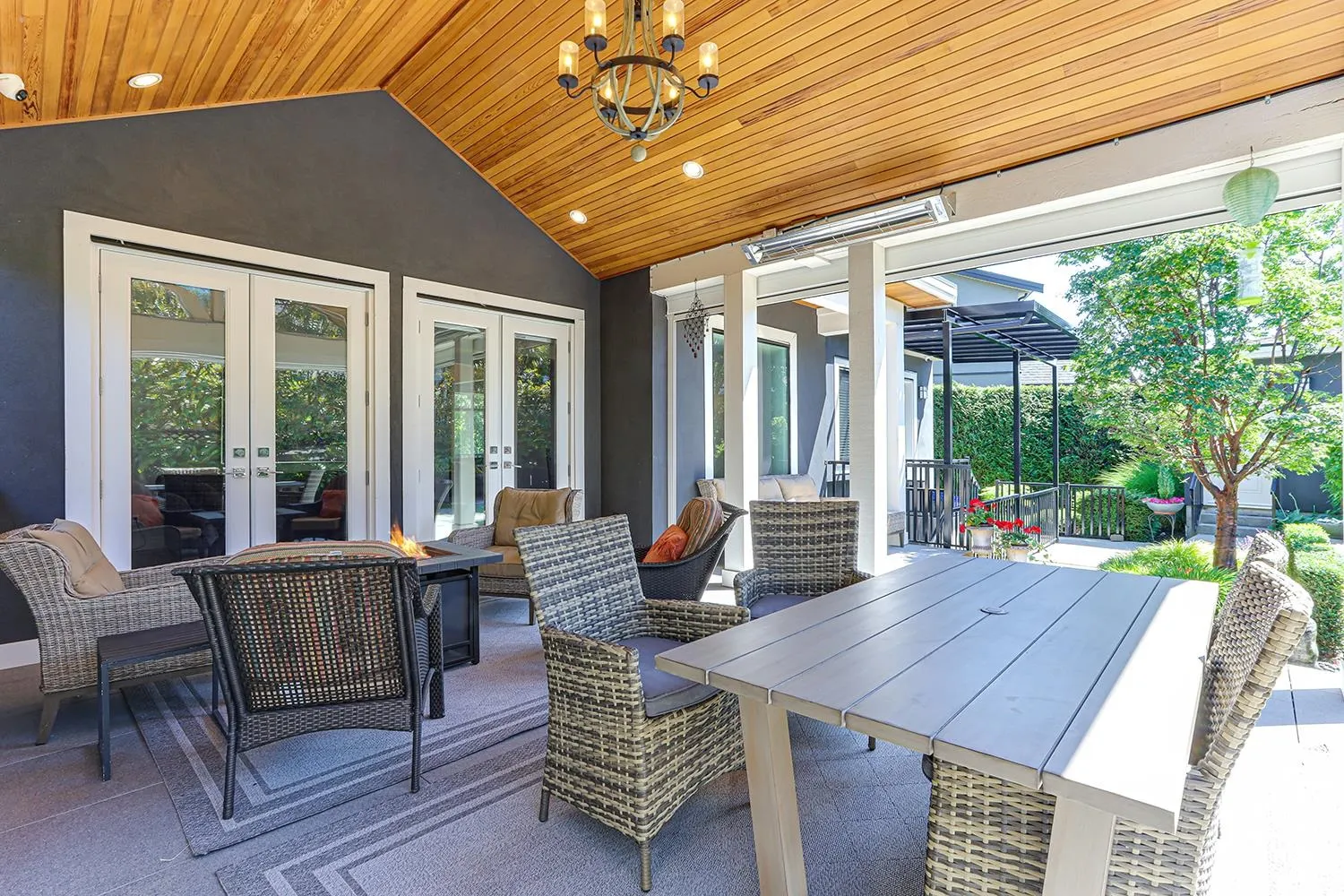 829 Laird Court