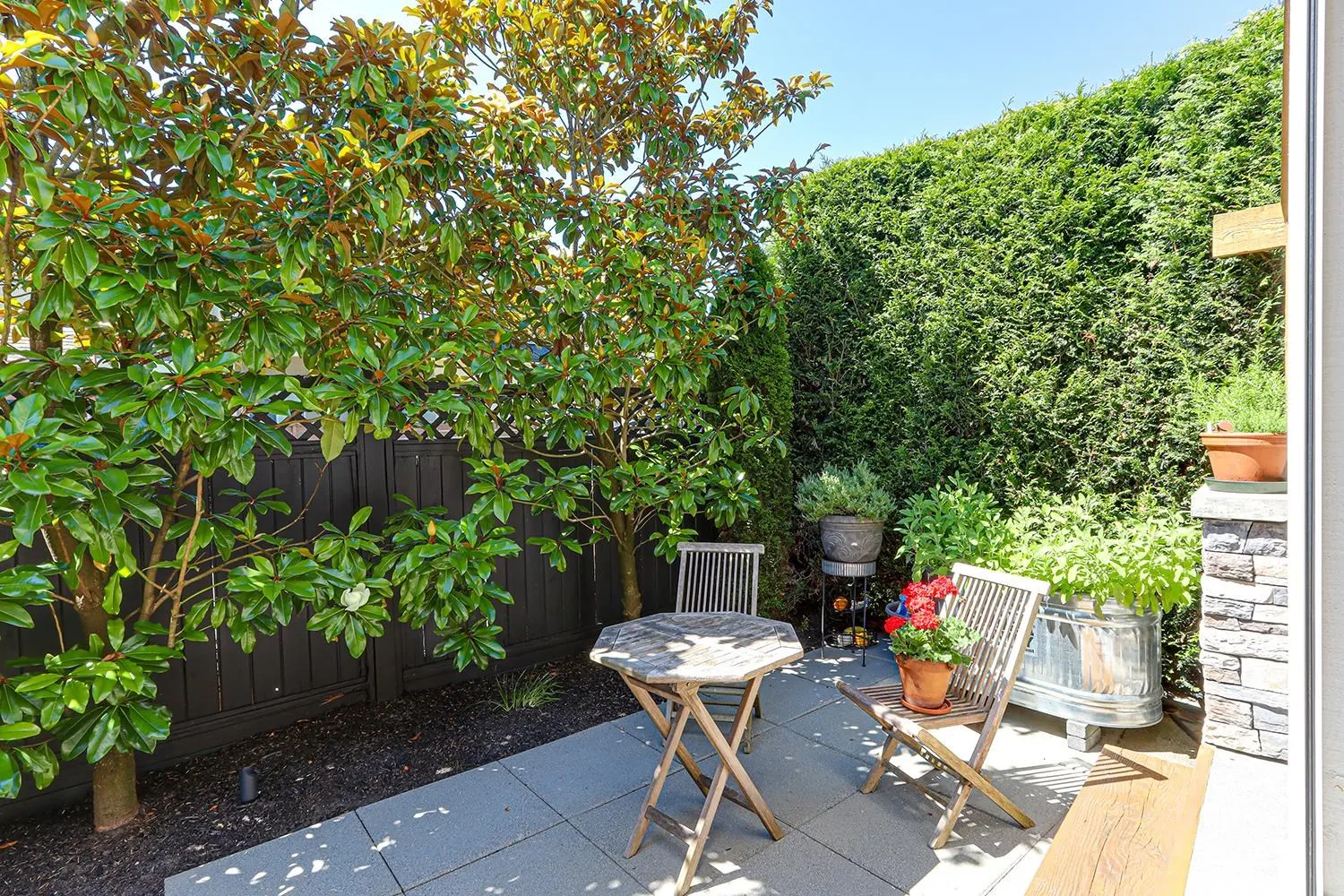 829 Laird Court