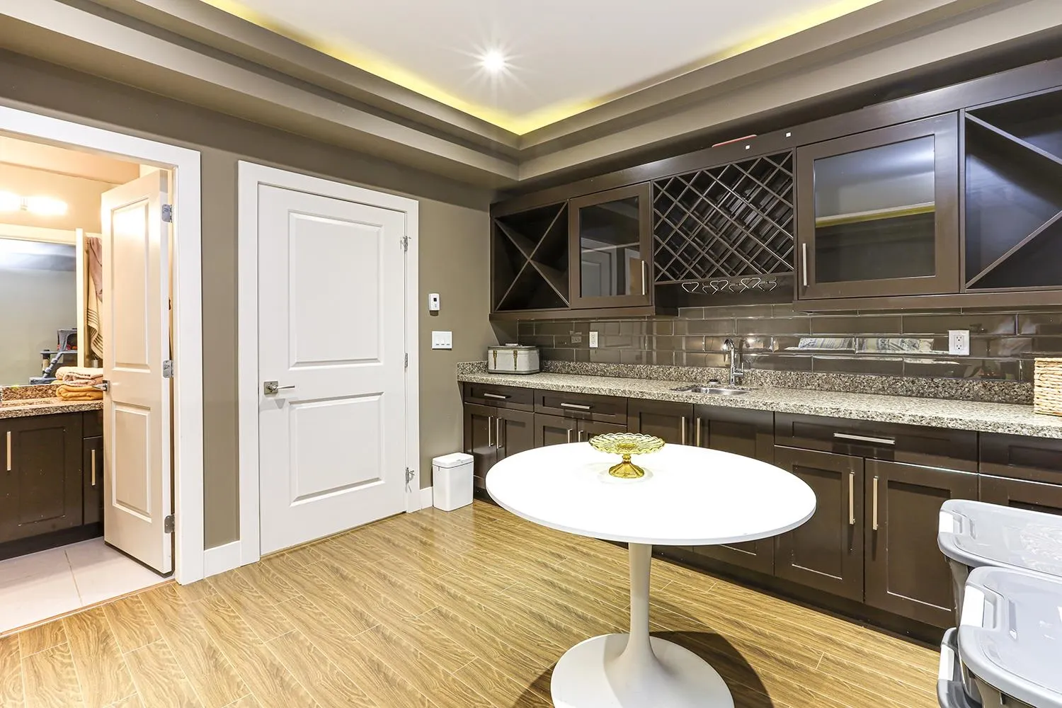 829 Laird Court