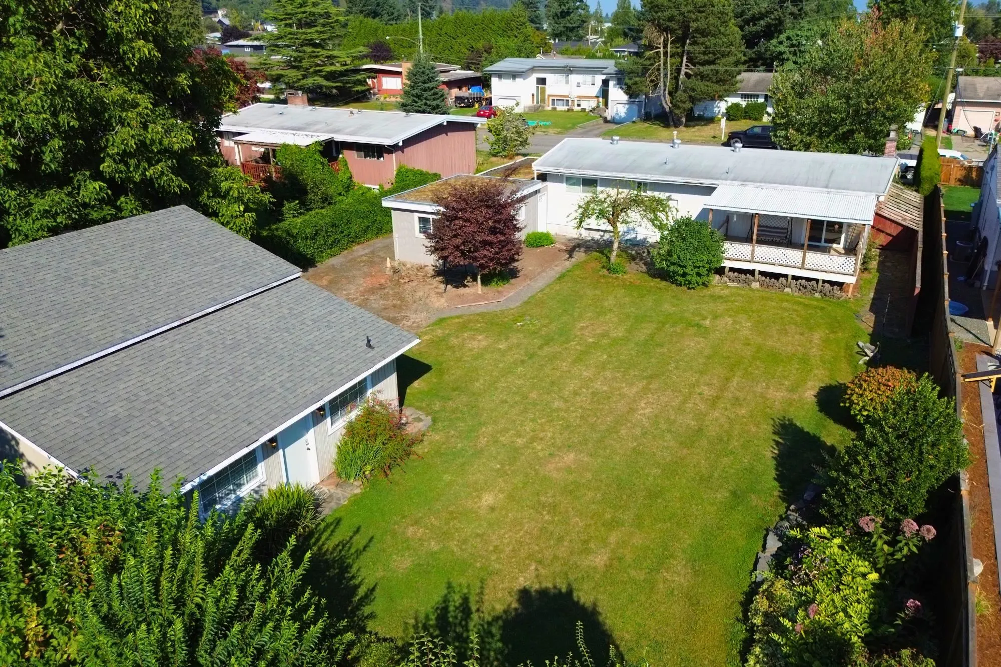 9565 Carleton Street