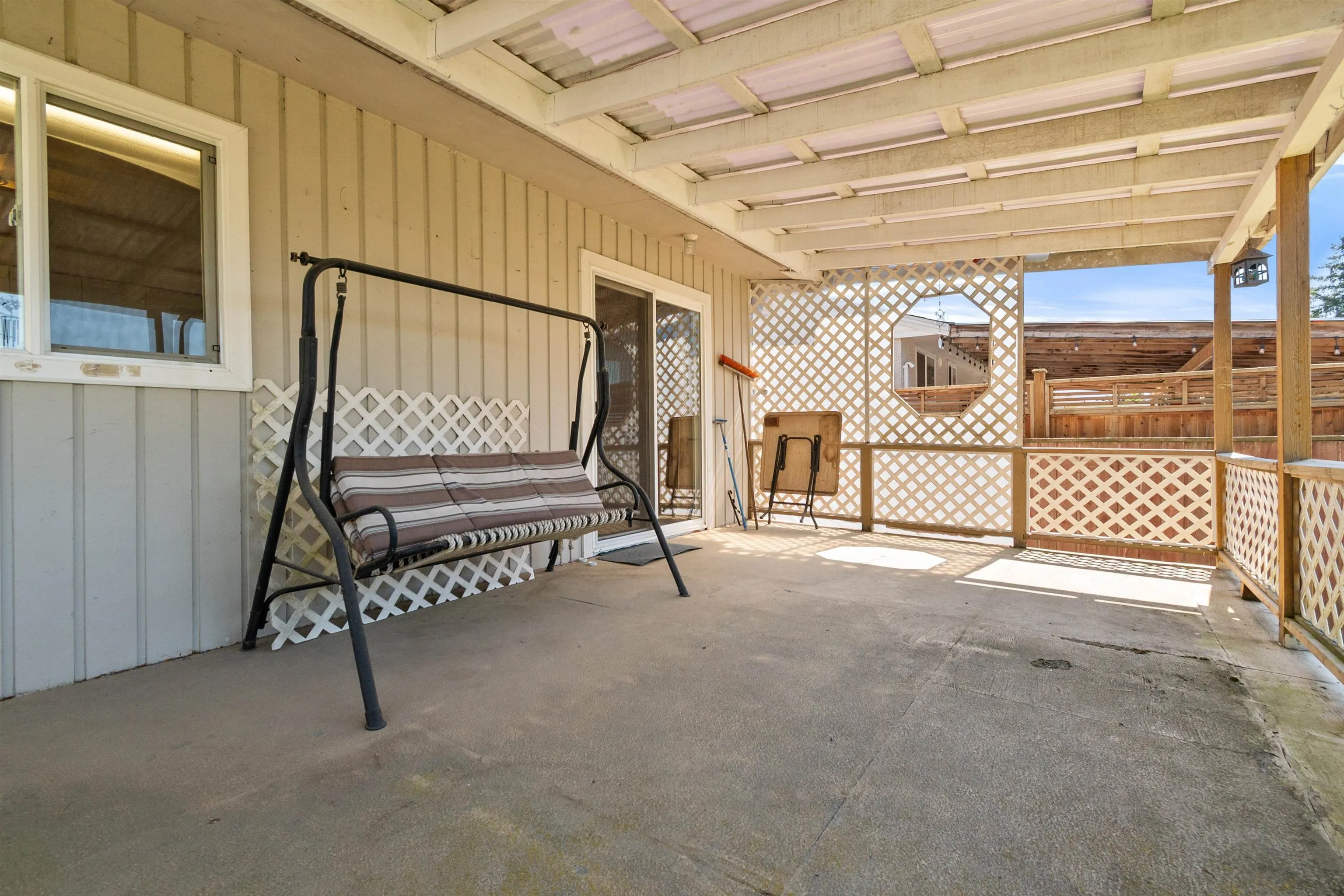 9565 Carleton Street
