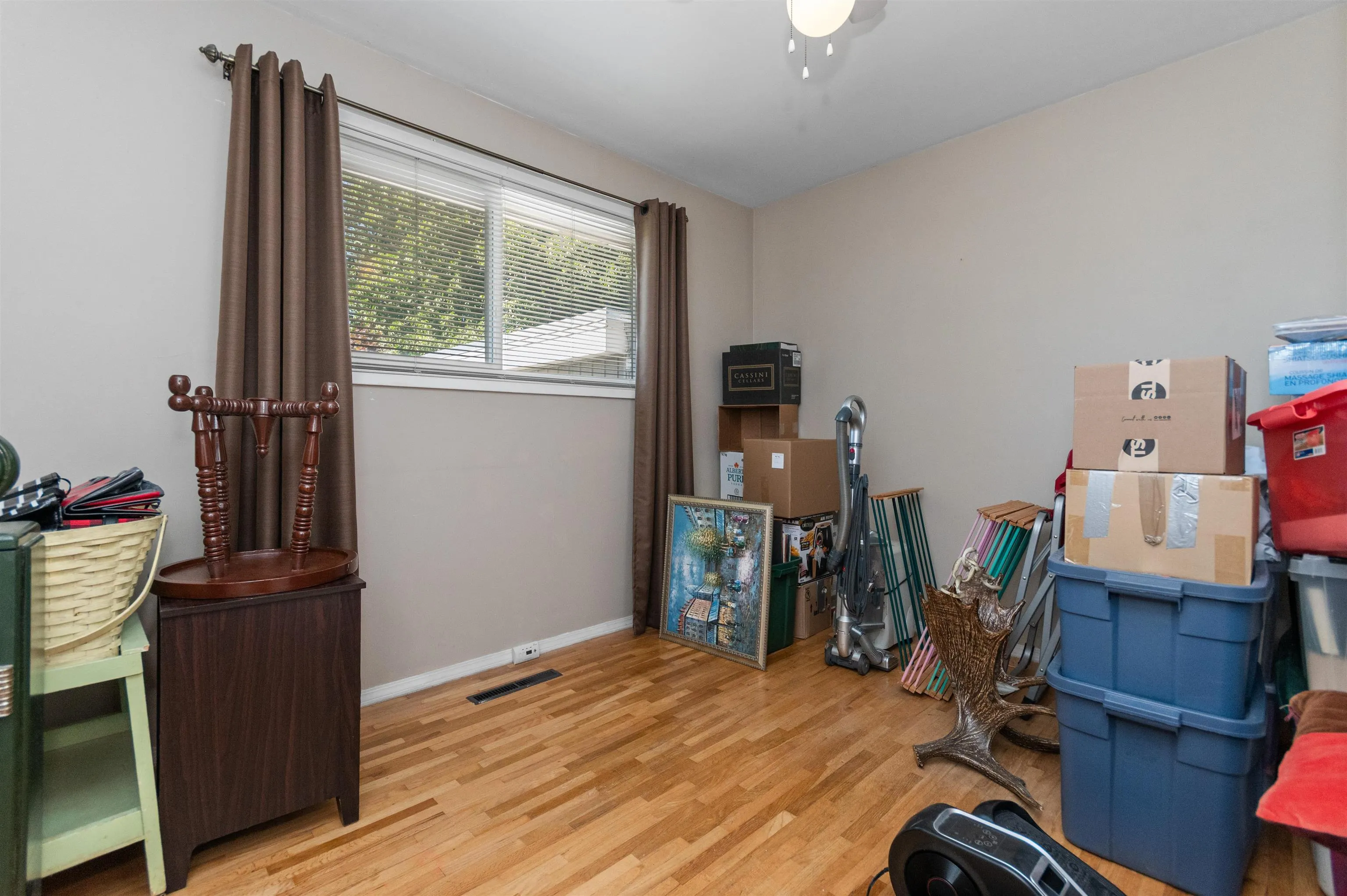9565 Carleton Street