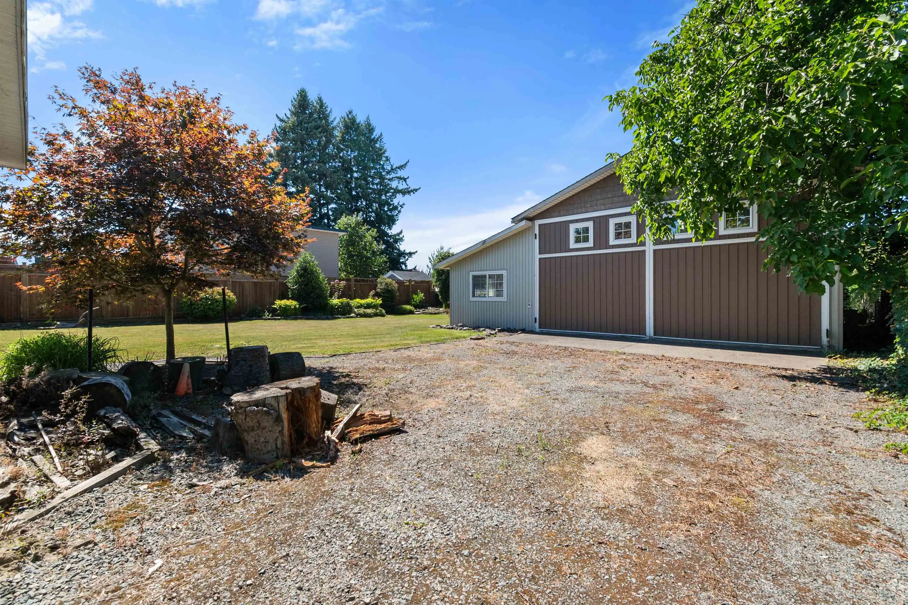 9565 Carleton Street