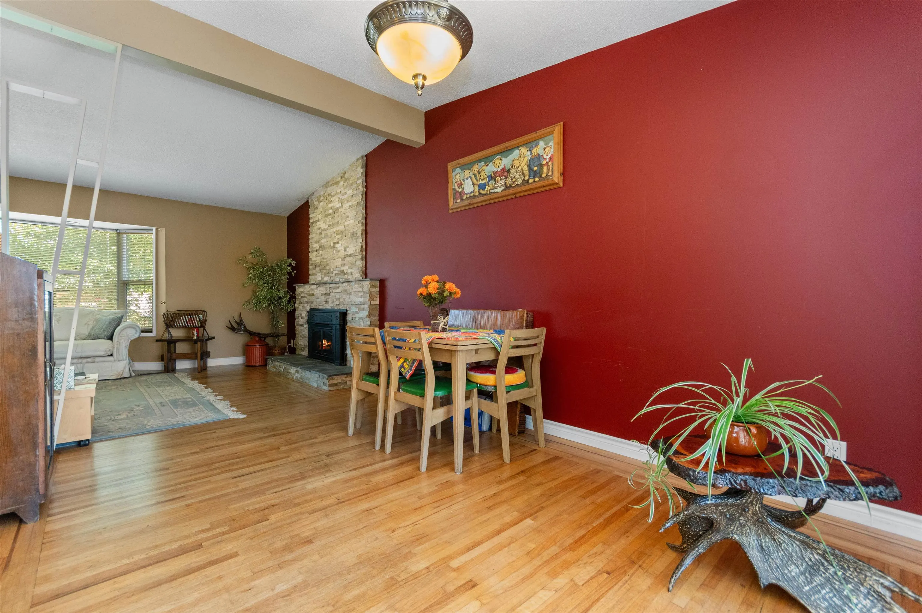 9565 Carleton Street