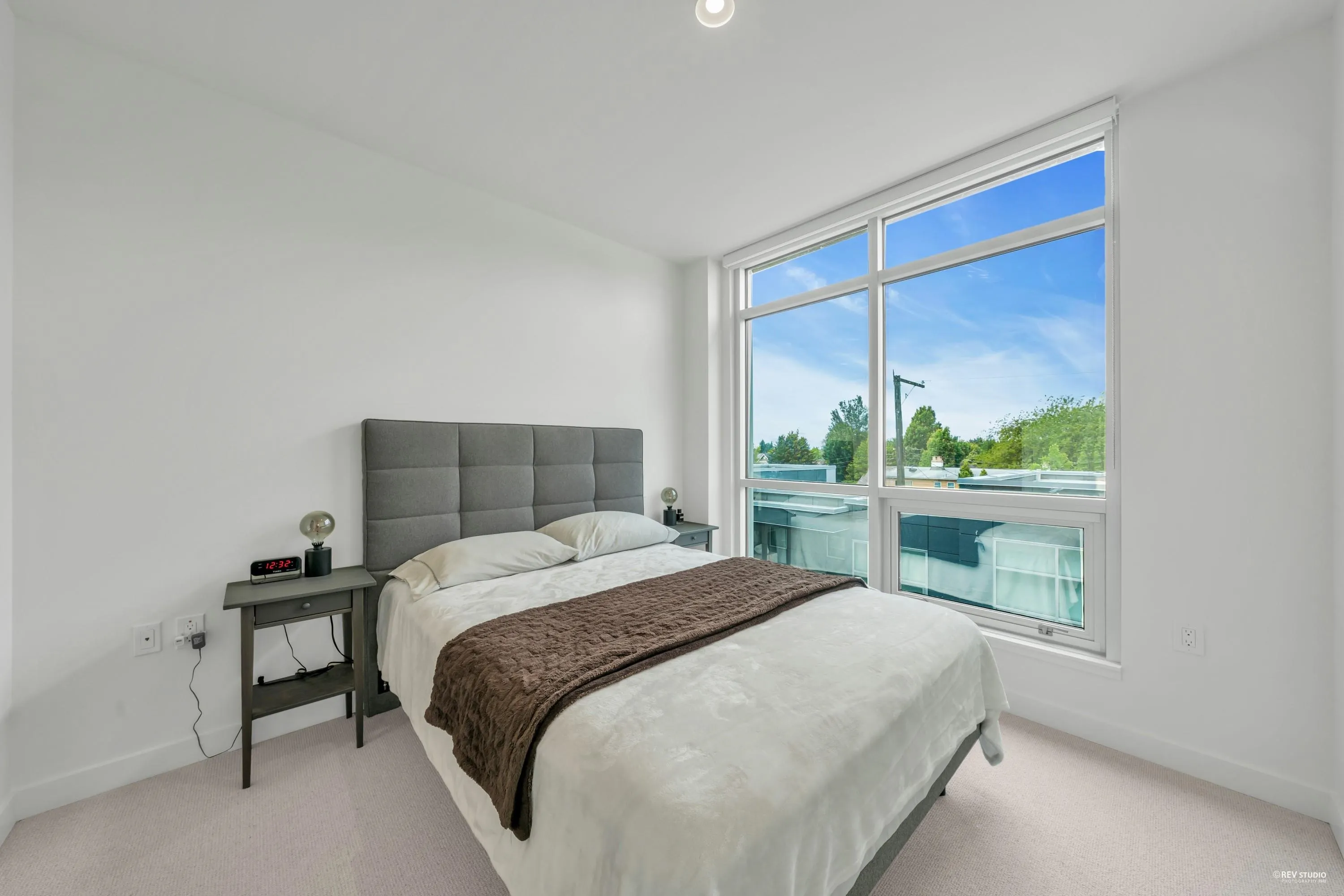 303 5289 Cambie Street